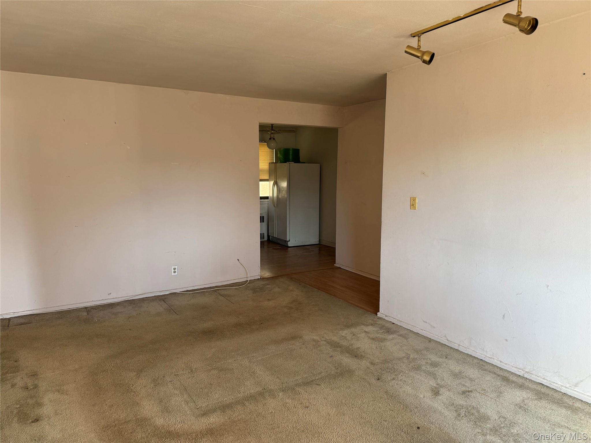 #5 photo, 25 Lawrence Drive, White Plains , NY 10603