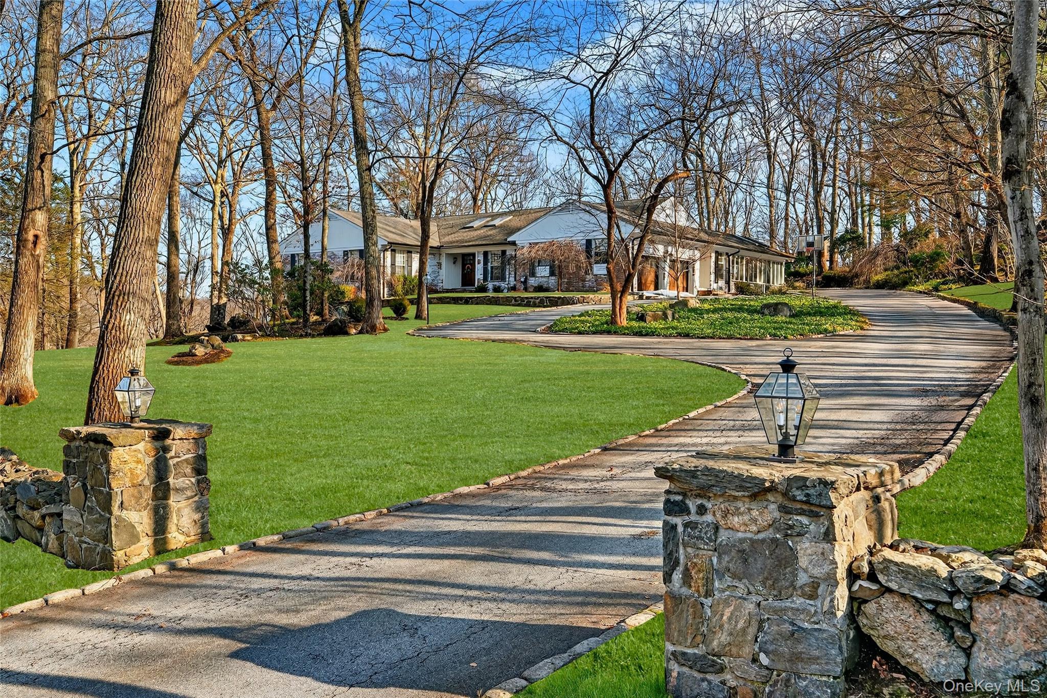 #1 photo, 18 Reynolds Lane, Katonah , NY 10536