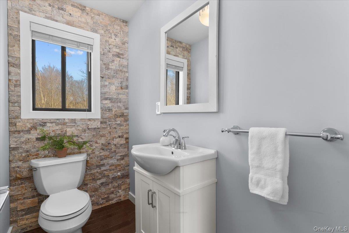 #10 photo, 9 Comanche Court, Katonah , NY 10536