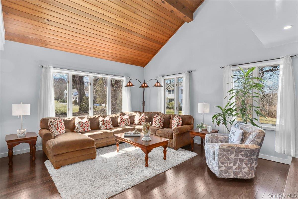 #15 photo, 9 Comanche Court, Katonah , NY 10536