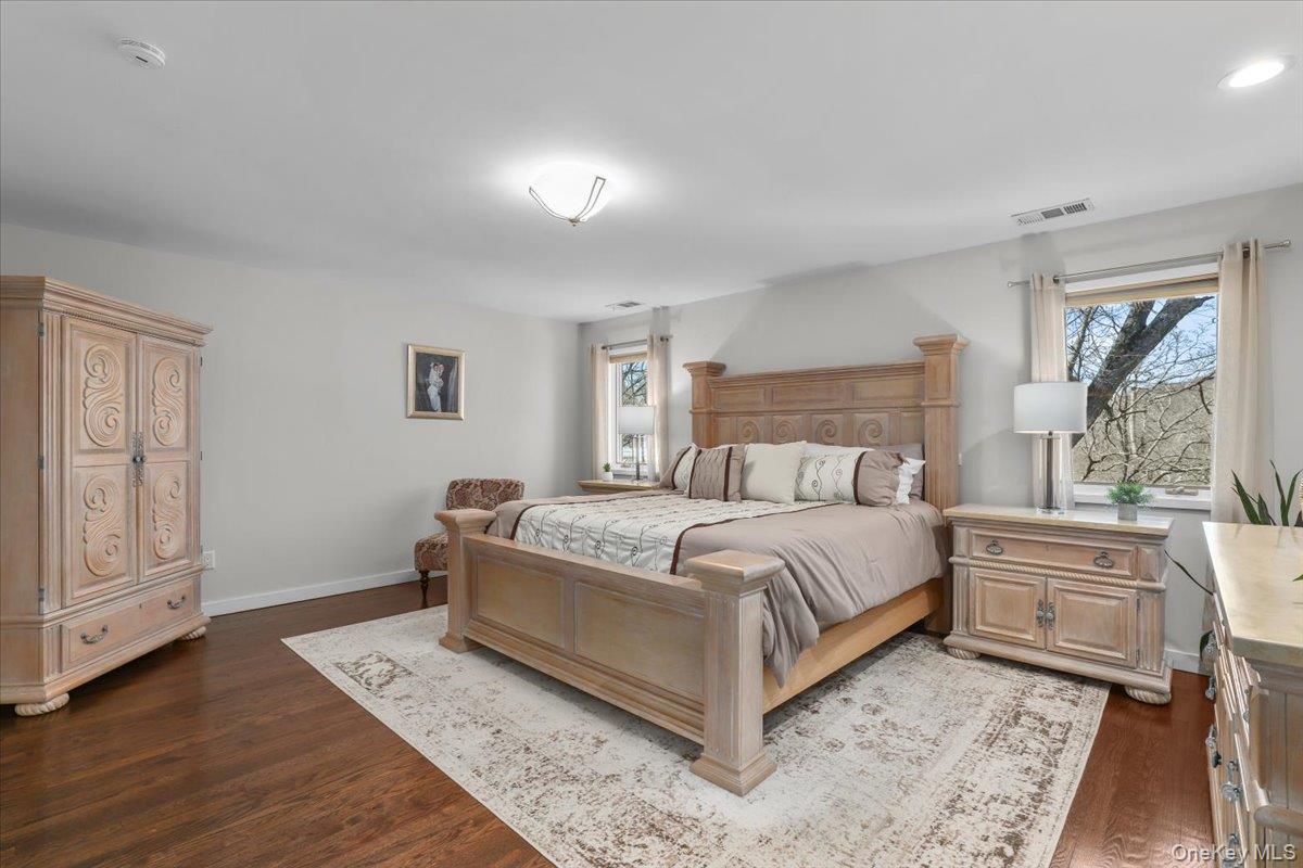 #19 photo, 9 Comanche Court, Katonah , NY 10536