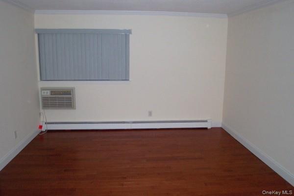 #12 photo, 12 Granada Crescent, White Plains , NY 10603