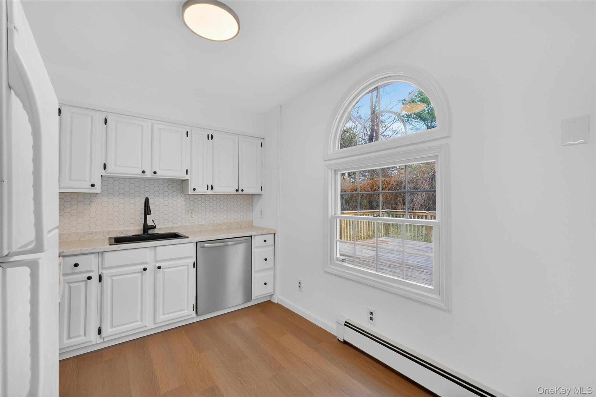 #15 photo, 19 Cayuga Drive, 뉴욕주 Wappingers Falls , NY 12590