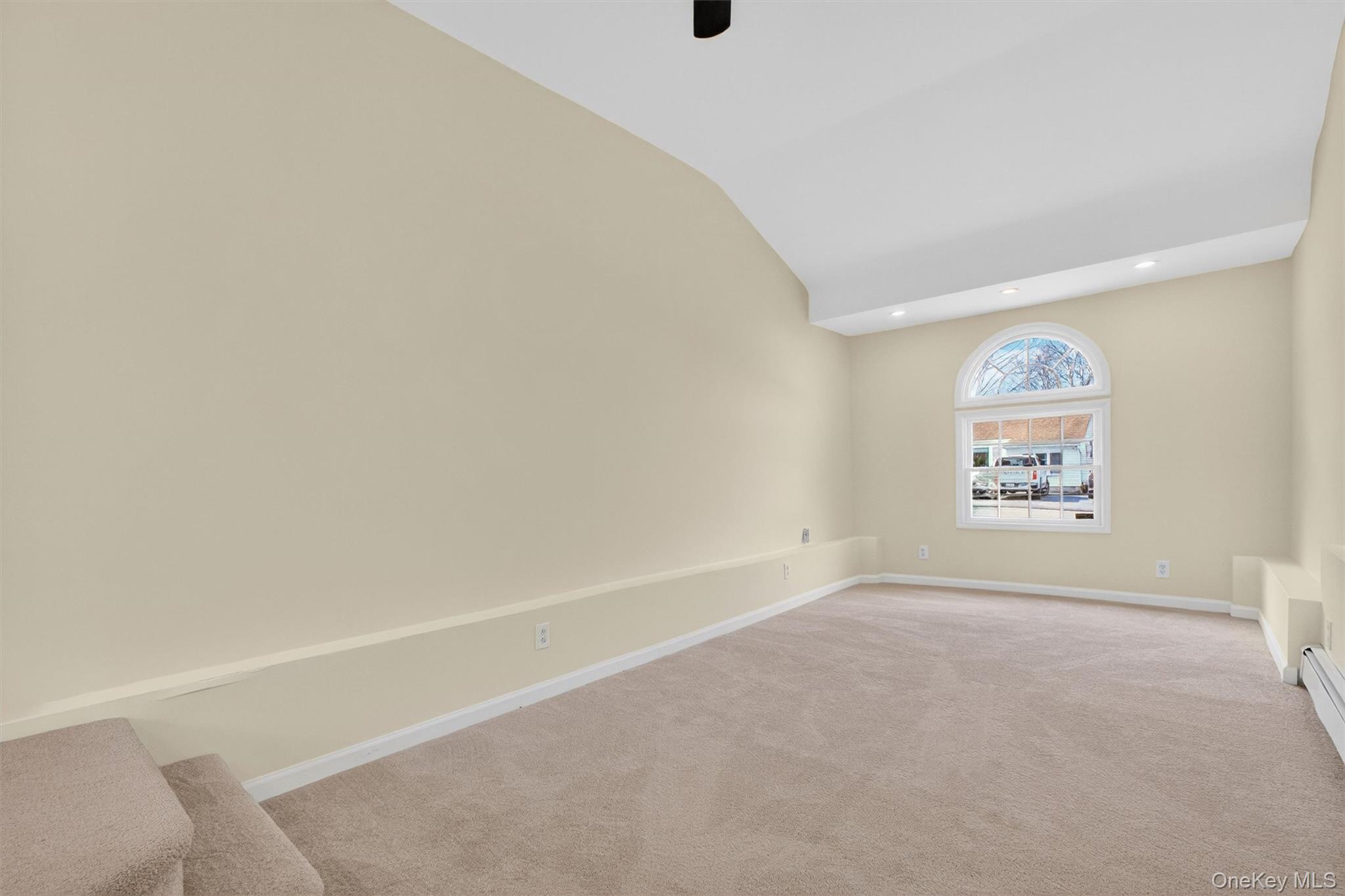 #19 photo, 19 Cayuga Drive, 뉴욕주 Wappingers Falls , NY 12590