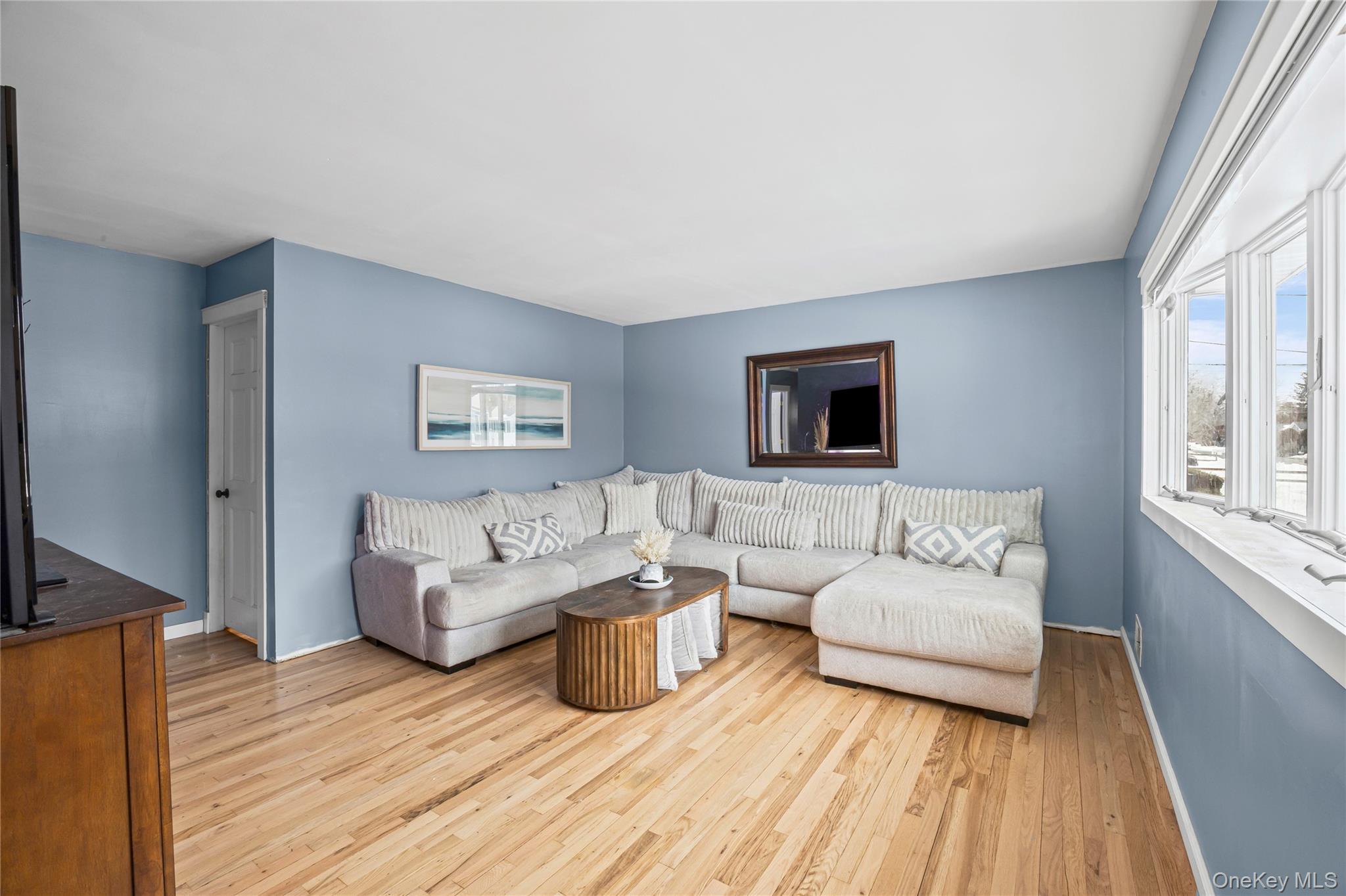 #6 photo, 432 Bohemia Parkway, সাফোক কাউন্টি Sayville , NY 11782