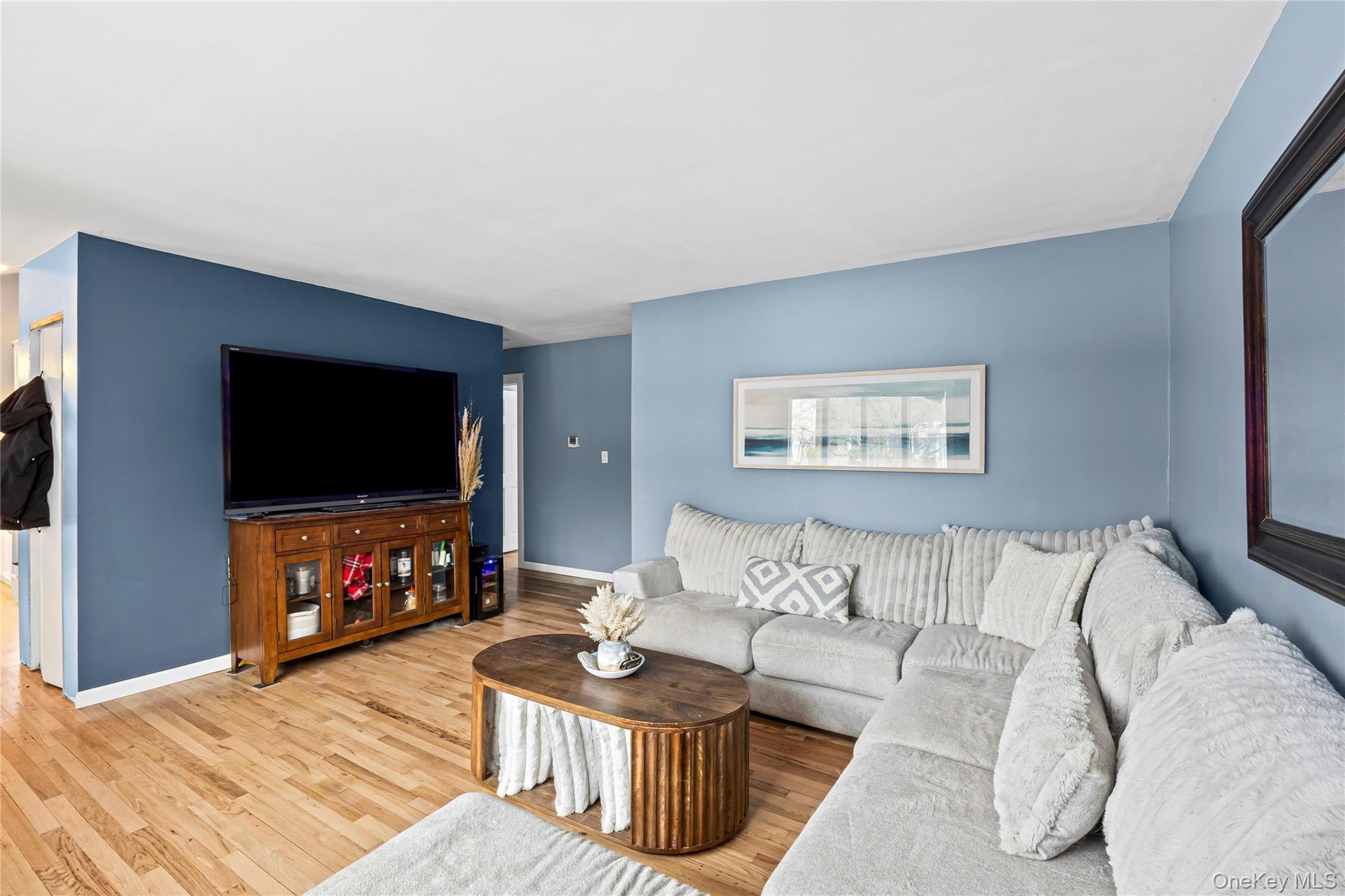 #7 photo, 432 Bohemia Parkway, সাফোক কাউন্টি Sayville , NY 11782