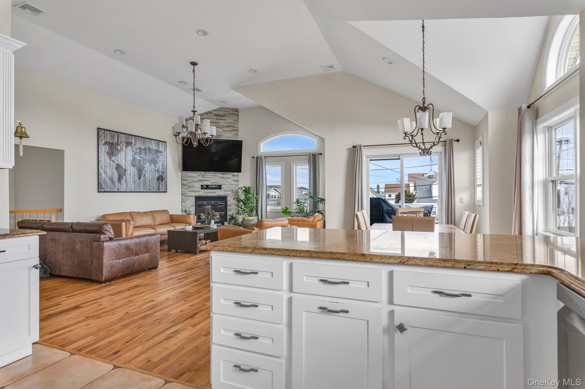 #10 photo, 703 Neptune Boulevard, Long Beach , NY 11561