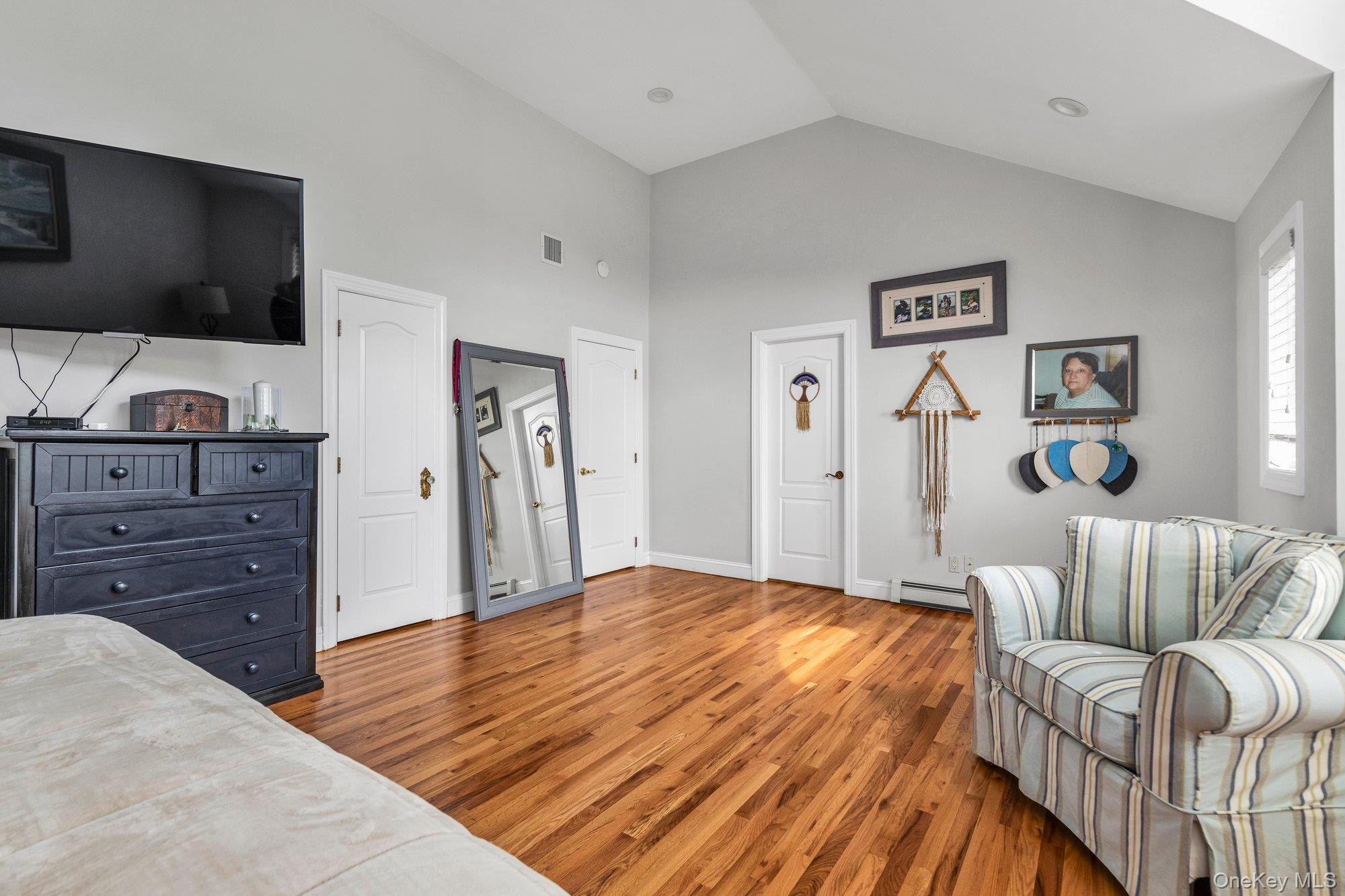 #13 photo, 703 Neptune Boulevard, Long Beach , NY 11561