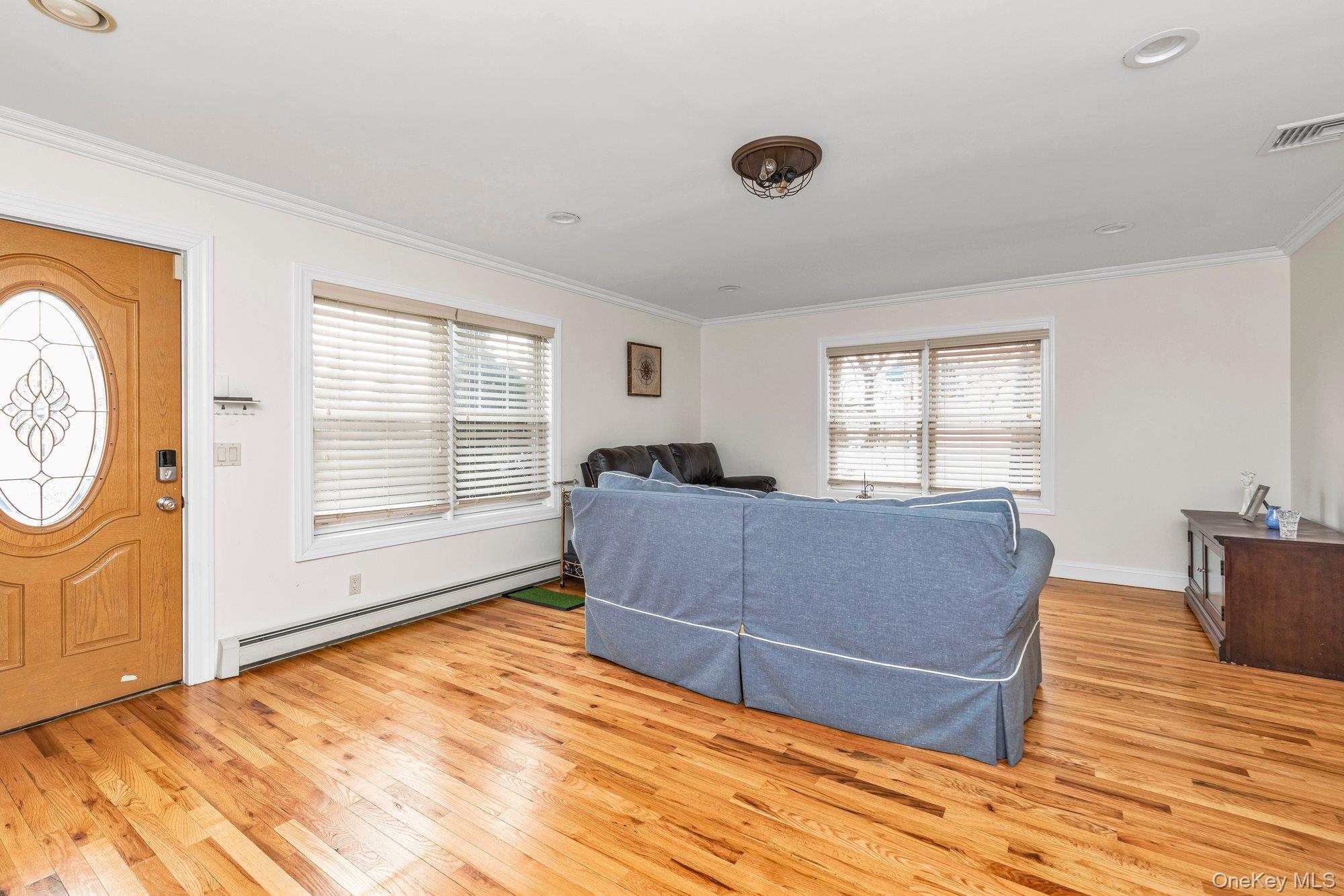 #19 photo, 703 Neptune Boulevard, Long Beach , NY 11561