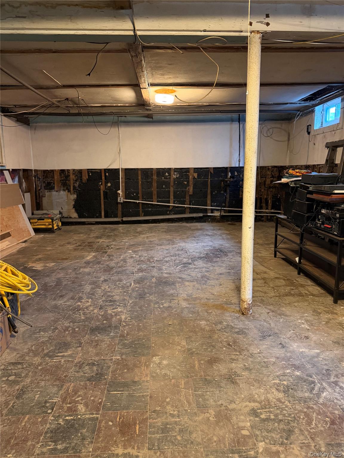 #16 photo, 2 Margaret Lane, Huntington , NY 11743