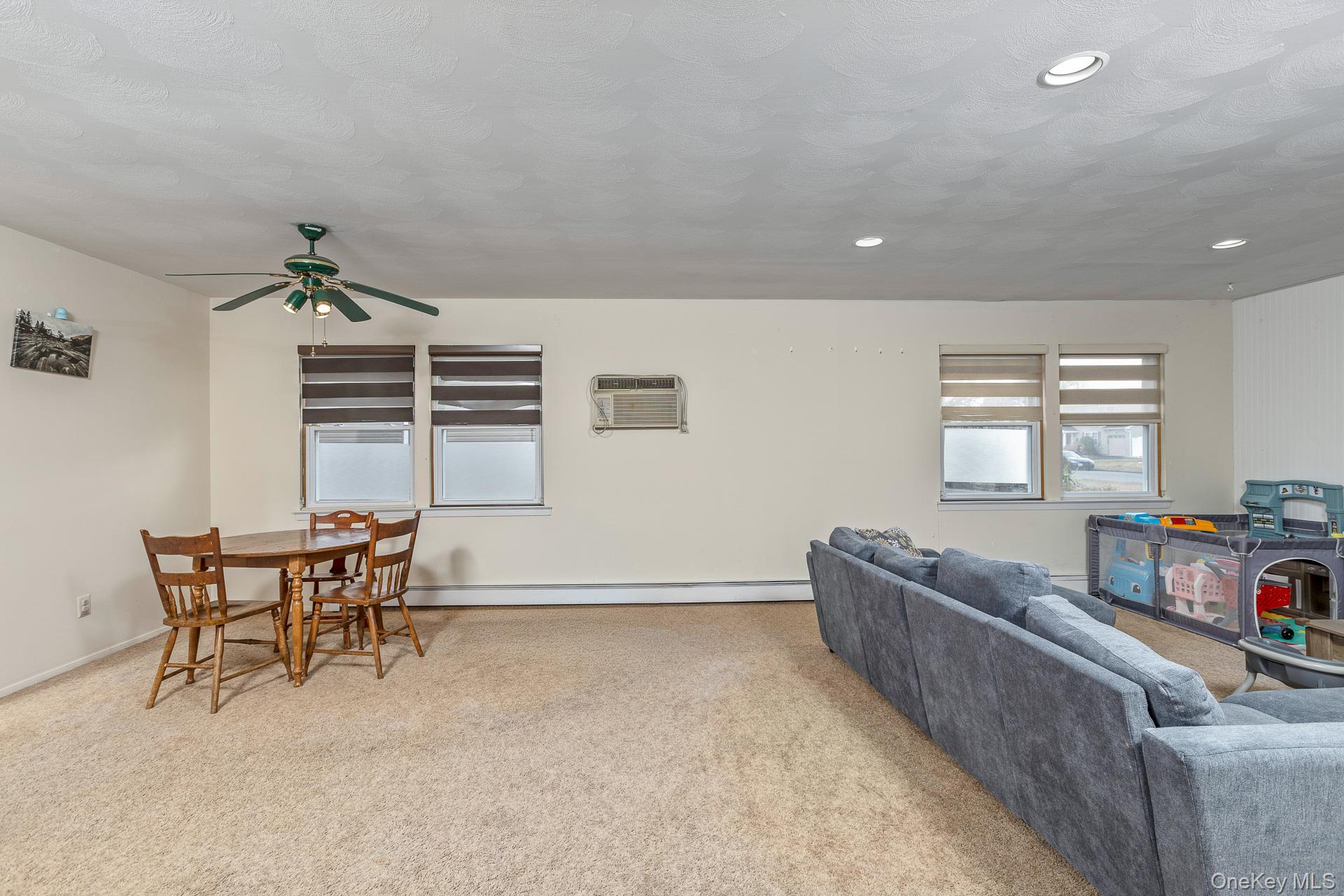 #11 photo, 39 Frost Valley Drive, সাফোক কাউন্টি East Patchogue , NY 11772