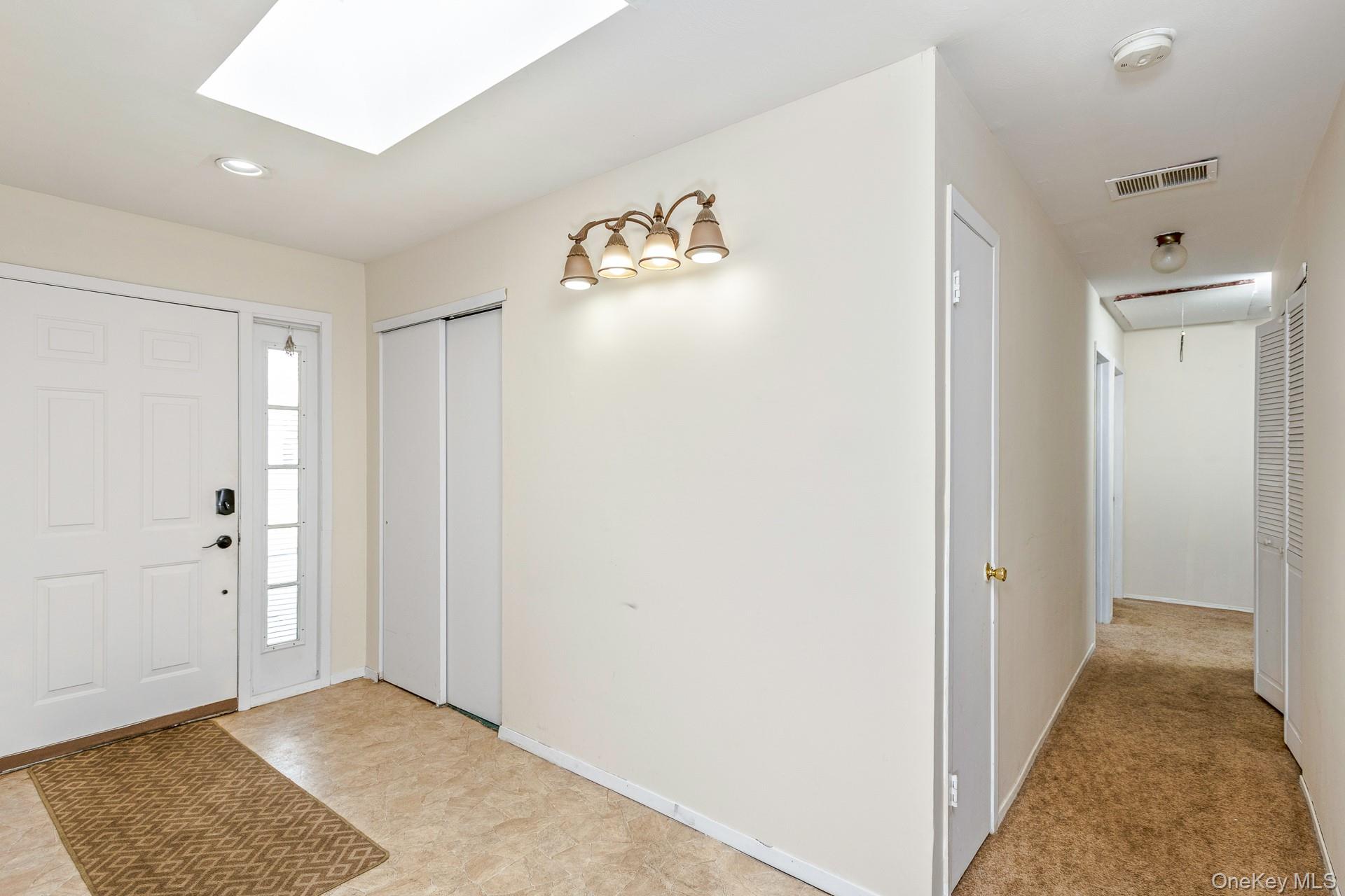 #4 photo, 39 Frost Valley Drive, সাফোক কাউন্টি East Patchogue , NY 11772