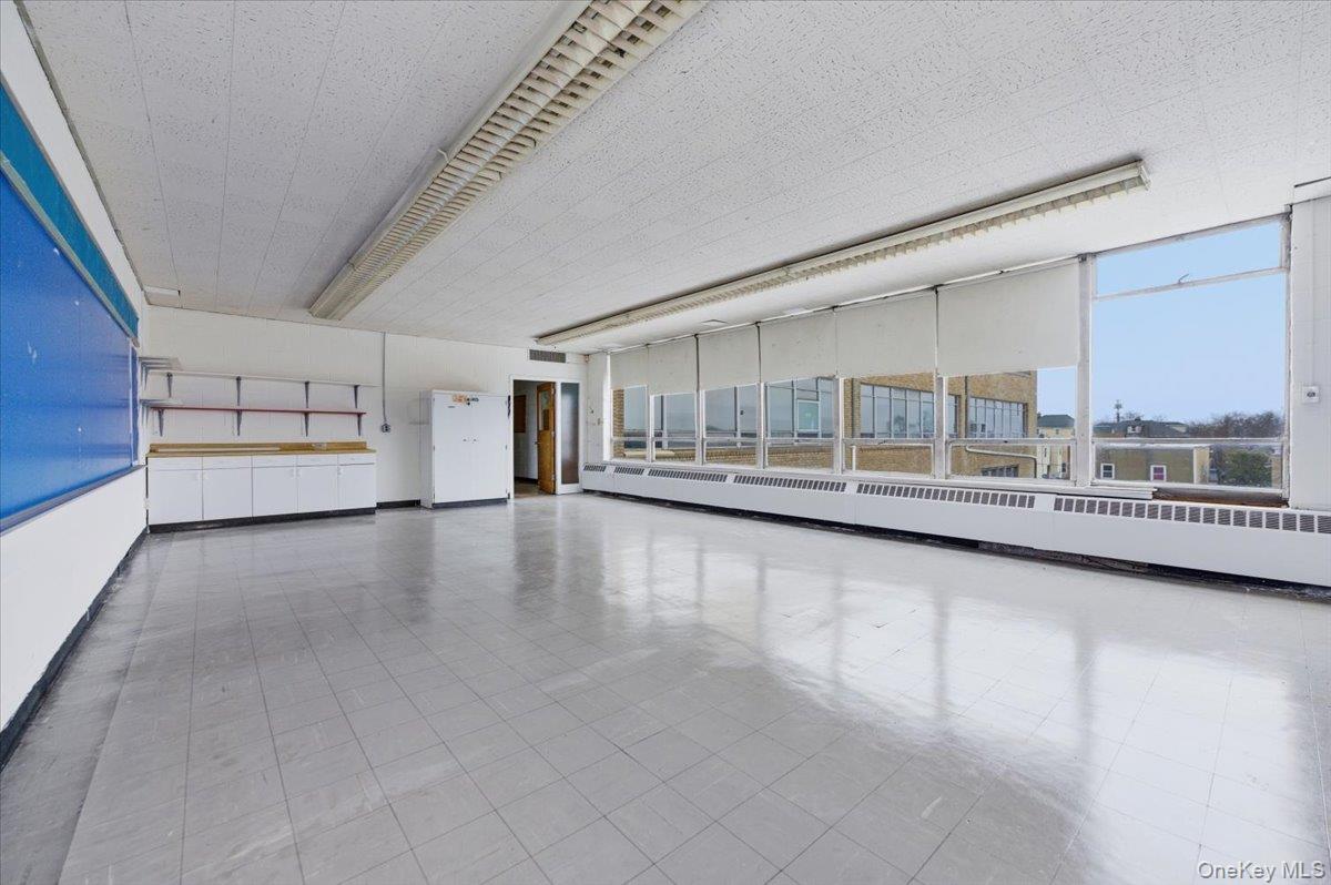 #10 photo, 90 Henry Street, 長島 Inwood , NY 11096