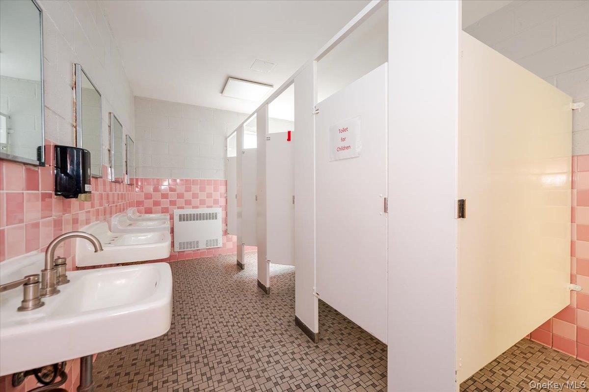 #17 photo, 90 Henry Street, 長島 Inwood , NY 11096