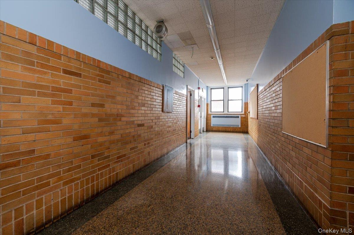 #19 photo, 90 Henry Street, 長島 Inwood , NY 11096