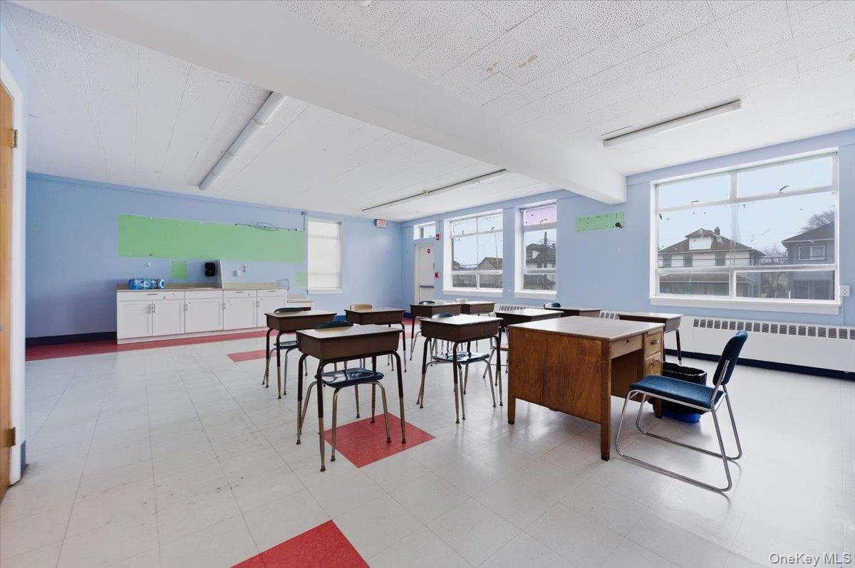 #9 photo, 90 Henry Street, 長島 Inwood , NY 11096