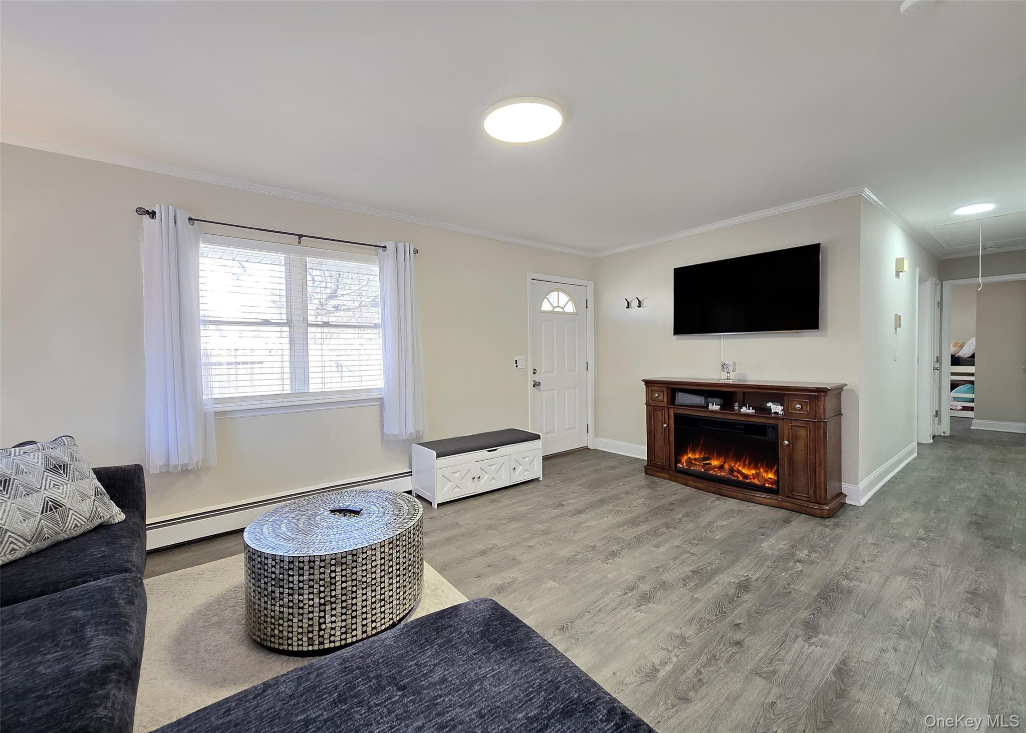 #5 photo, 325 Dunton Avenue, সাফোক কাউন্টি East Patchogue , NY 11772