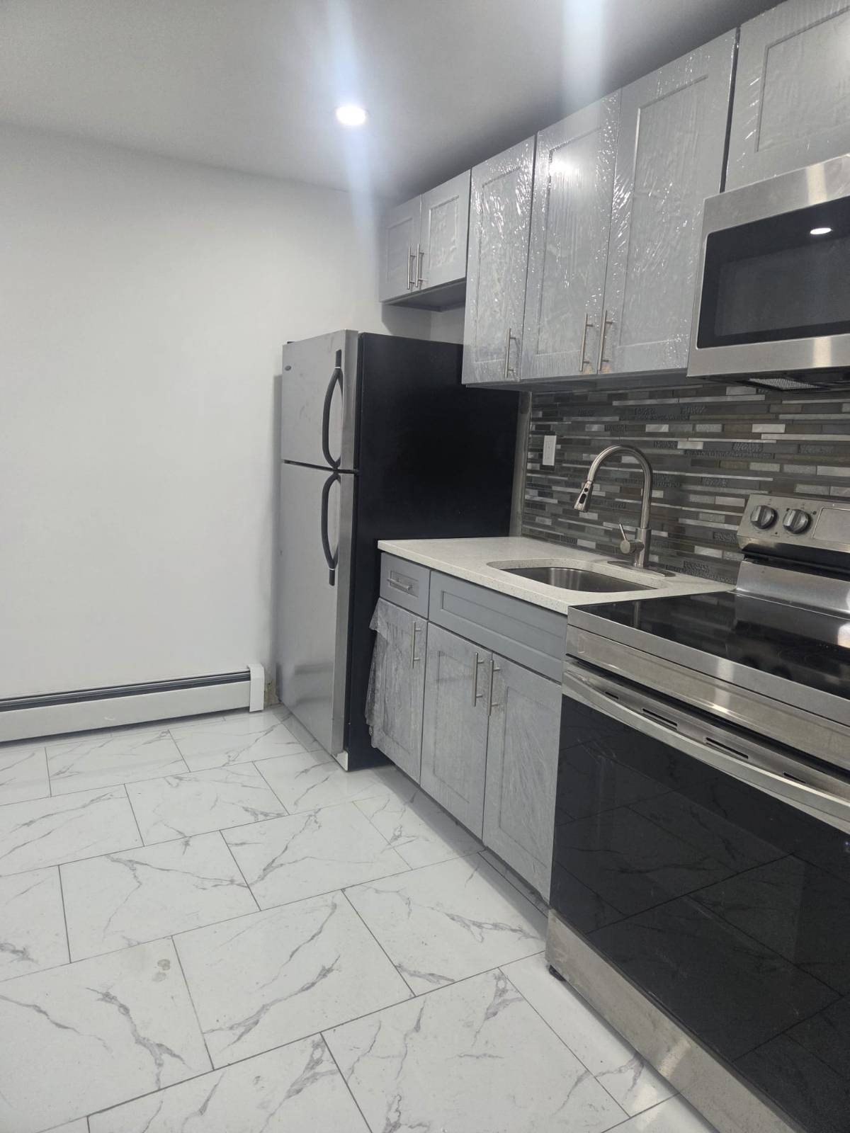 #1 photo, ** Ludlam Pl, 長島 Elmont , NY 11003