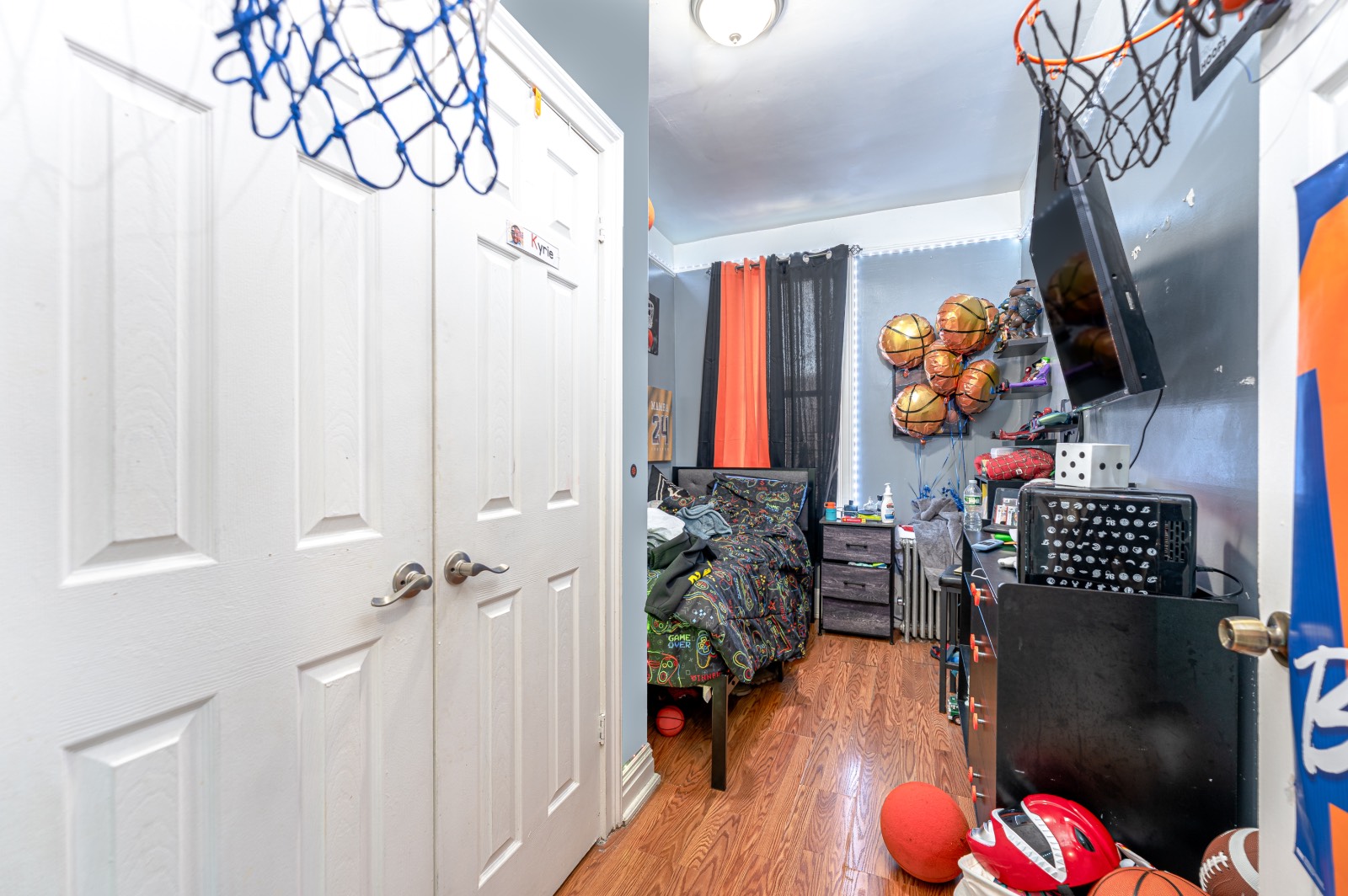 #30 photo, 949 E 214 ST, Williamsbridge , NY 10469