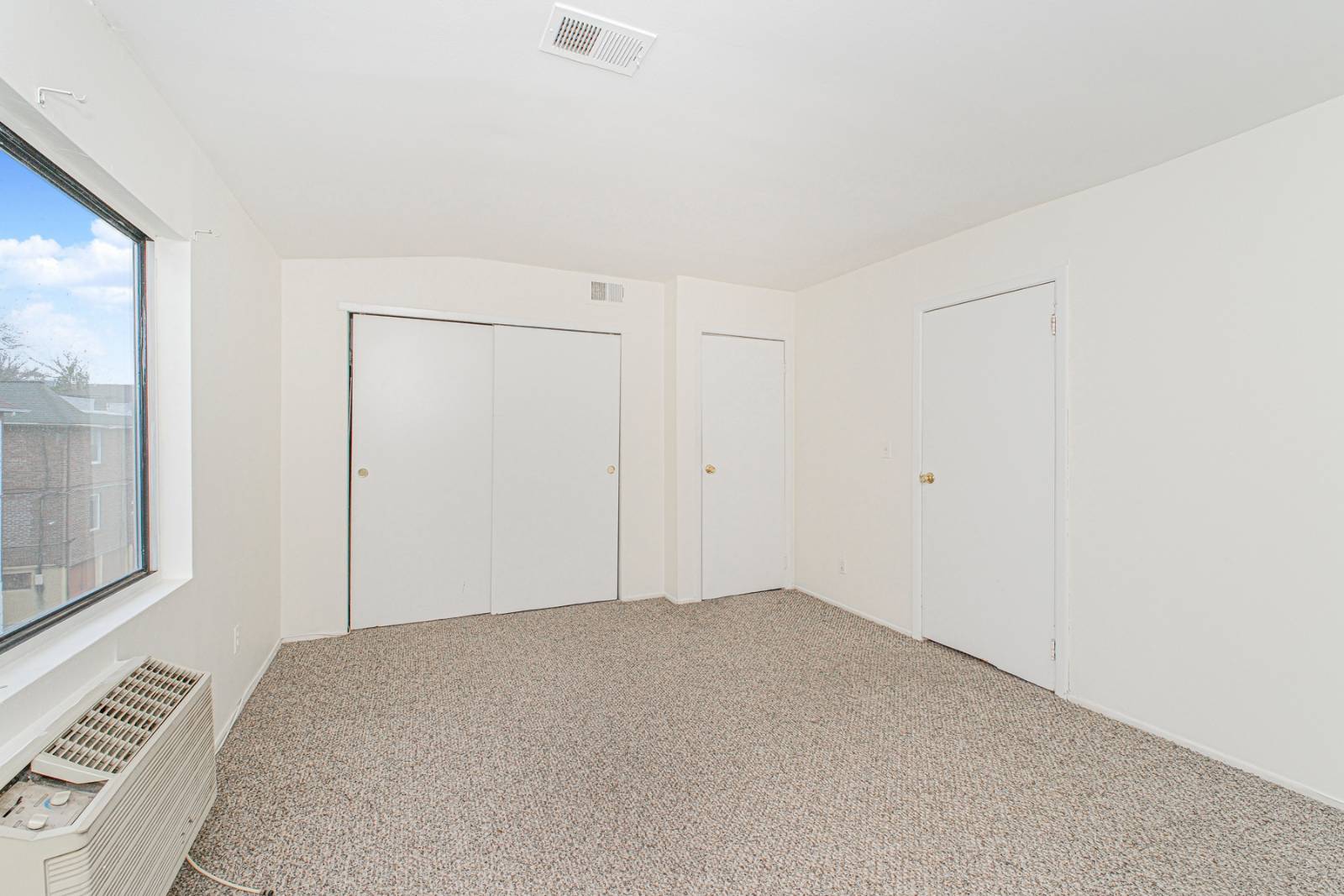 #8 photo, 61 Francine court, #B, 史丹顿岛 Staten Island , NY 10306