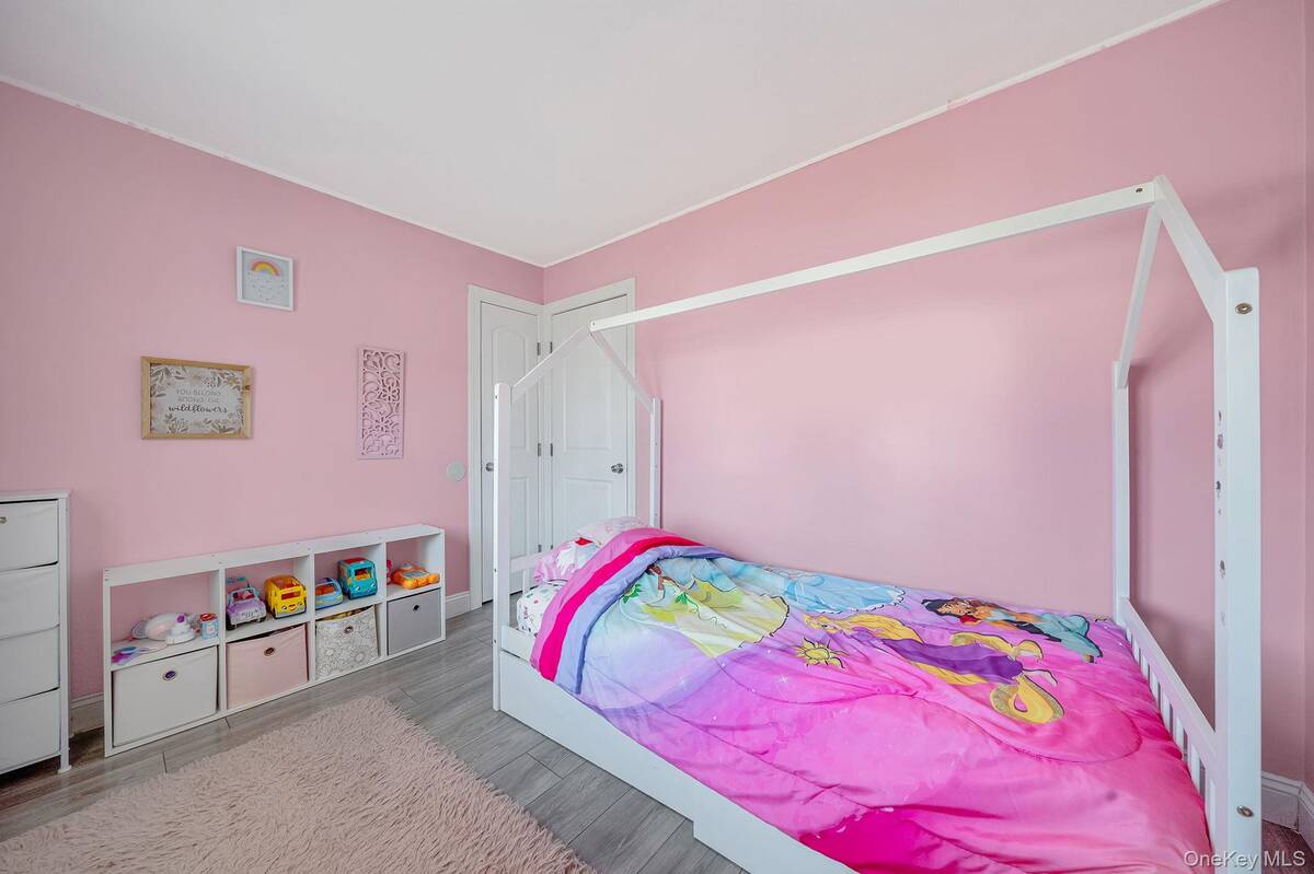 #16 photo, 77 Market Street, 东长岛 Mastic Beach , NY 11951