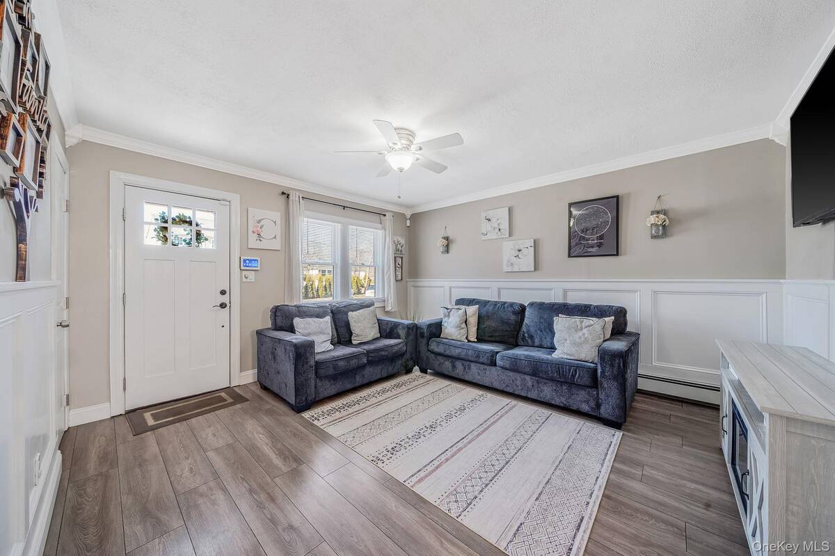 #3 photo, 77 Market Street, 东长岛 Mastic Beach , NY 11951