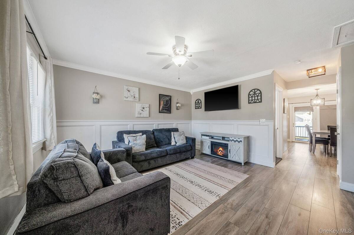 #4 photo, 77 Market Street, 东长岛 Mastic Beach , NY 11951