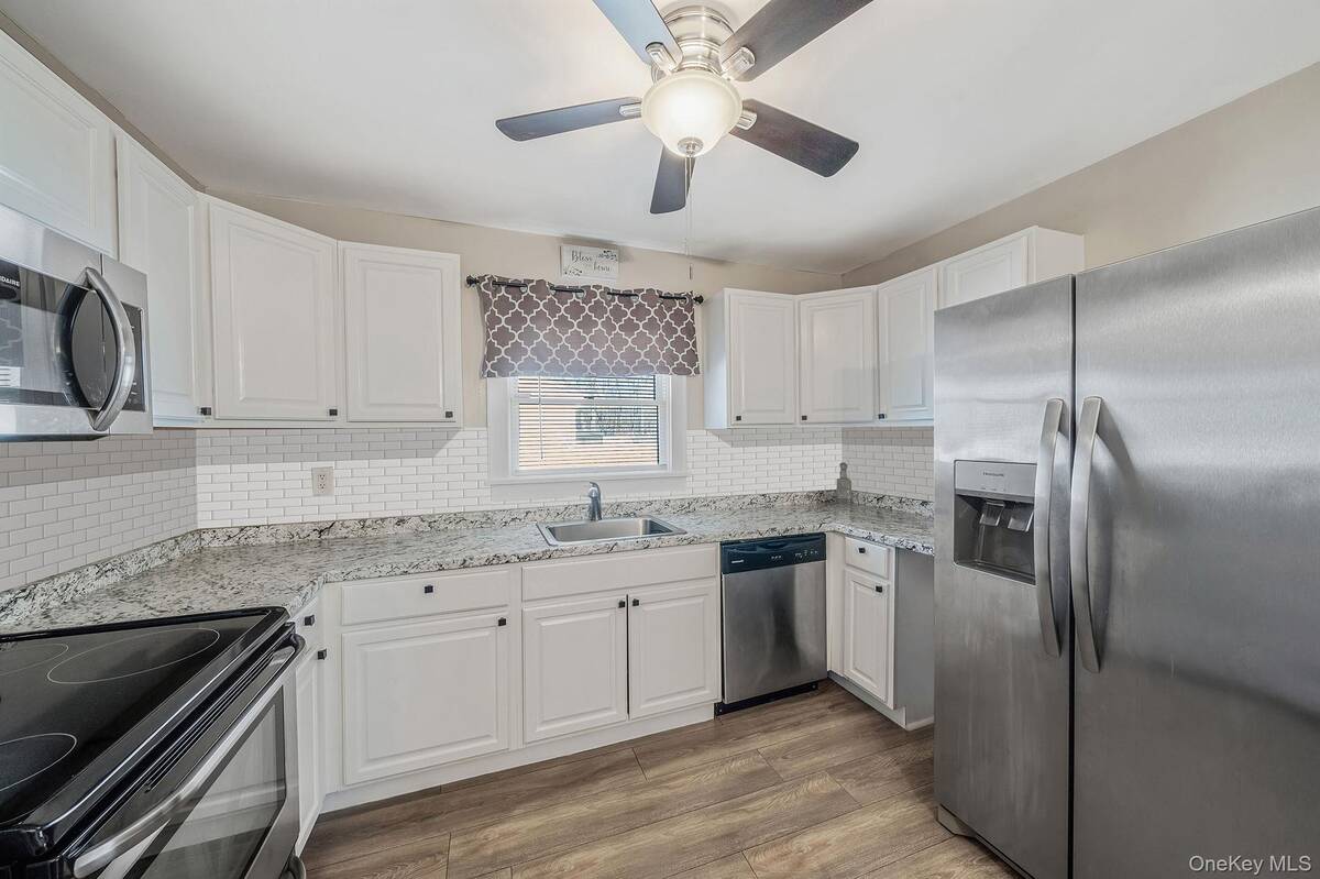 #8 photo, 77 Market Street, 东长岛 Mastic Beach , NY 11951