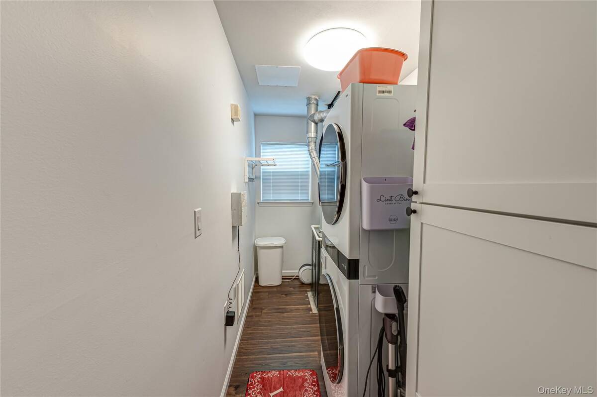 #23 photo, 263 Glen Drive, सफ़ोक काउंटी Ridge , NY 11961