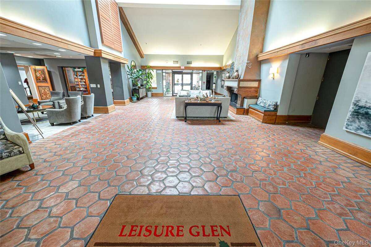 #27 photo, 263 Glen Drive, सफ़ोक काउंटी Ridge , NY 11961