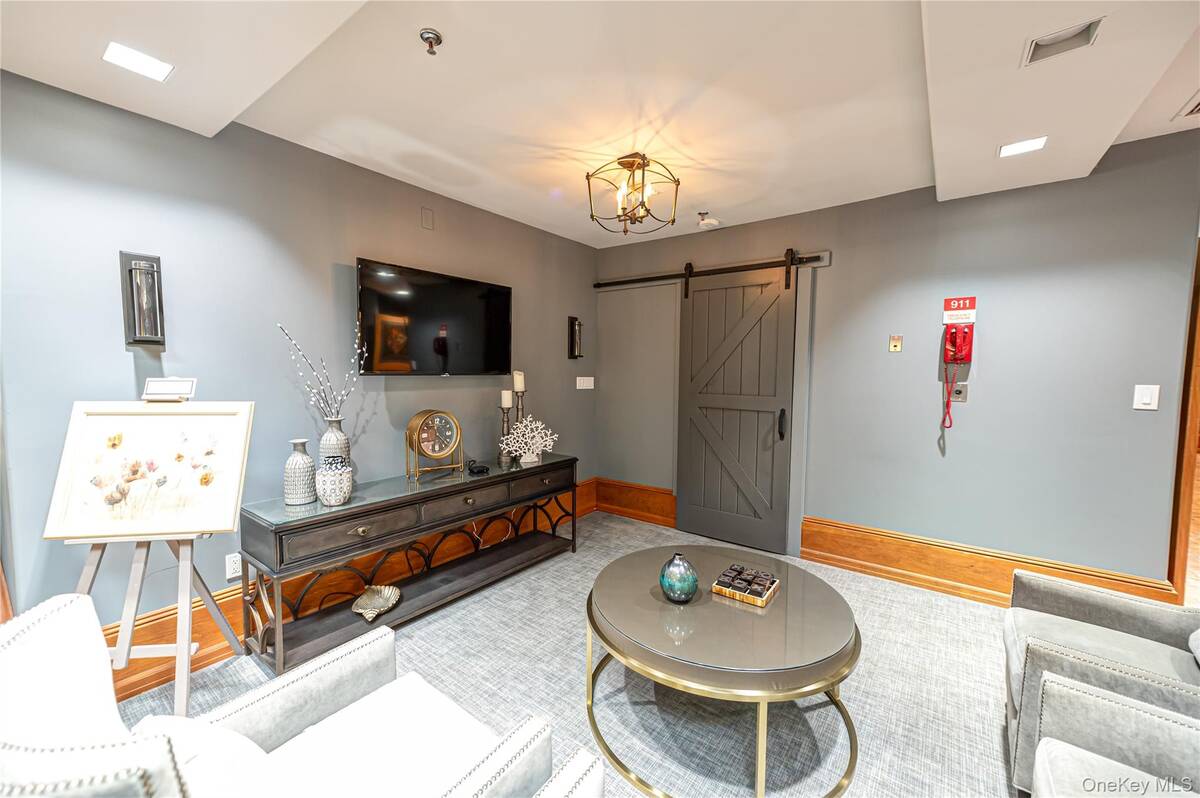 #32 photo, 263 Glen Drive, सफ़ोक काउंटी Ridge , NY 11961