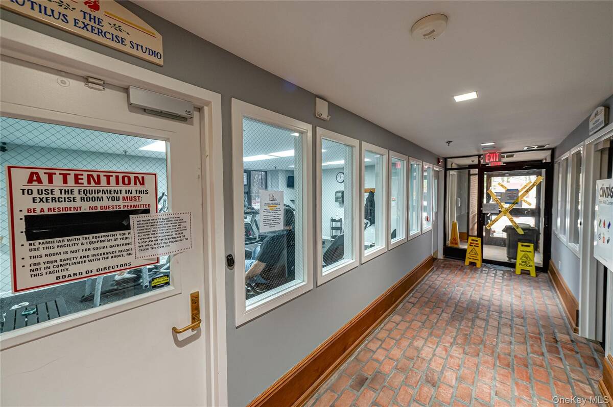 #44 photo, 263 Glen Drive, सफ़ोक काउंटी Ridge , NY 11961