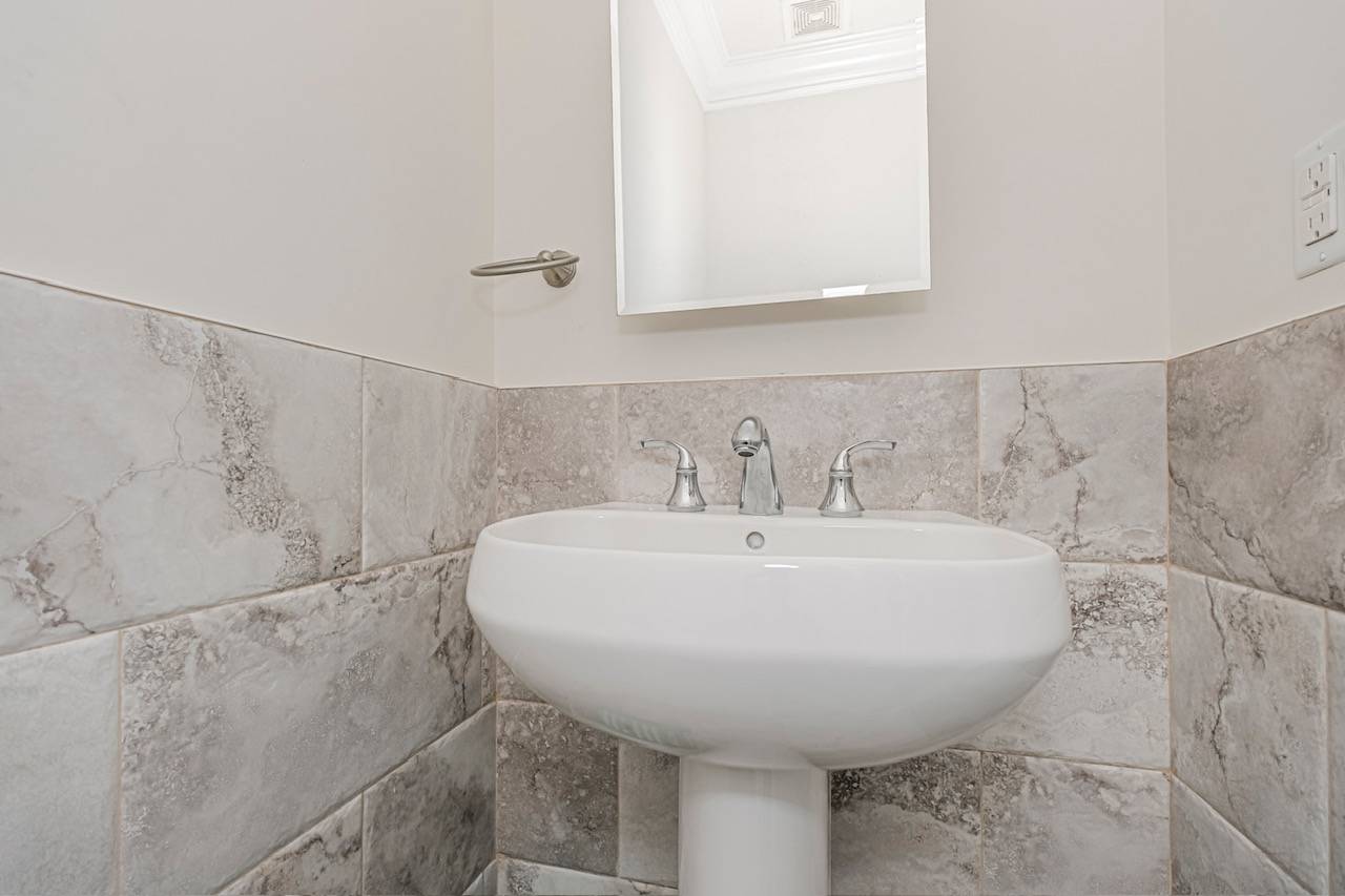 #13 photo, 152 Roman Avenue, 史丹顿岛 Staten Island NY , NY 10314