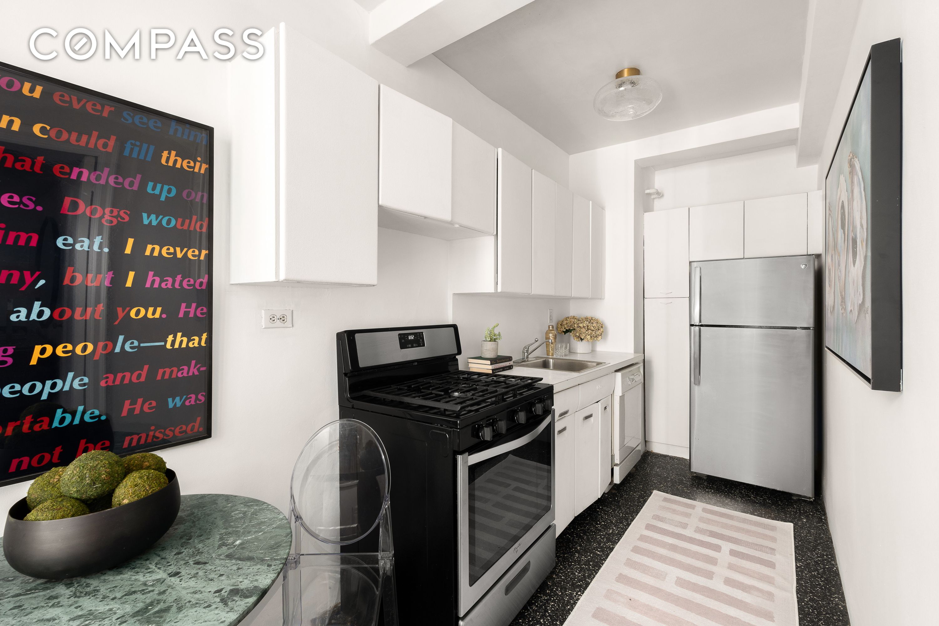 #5 photo, 465 W 23rd Street, 맨해튼 Chelsea , NY 10011