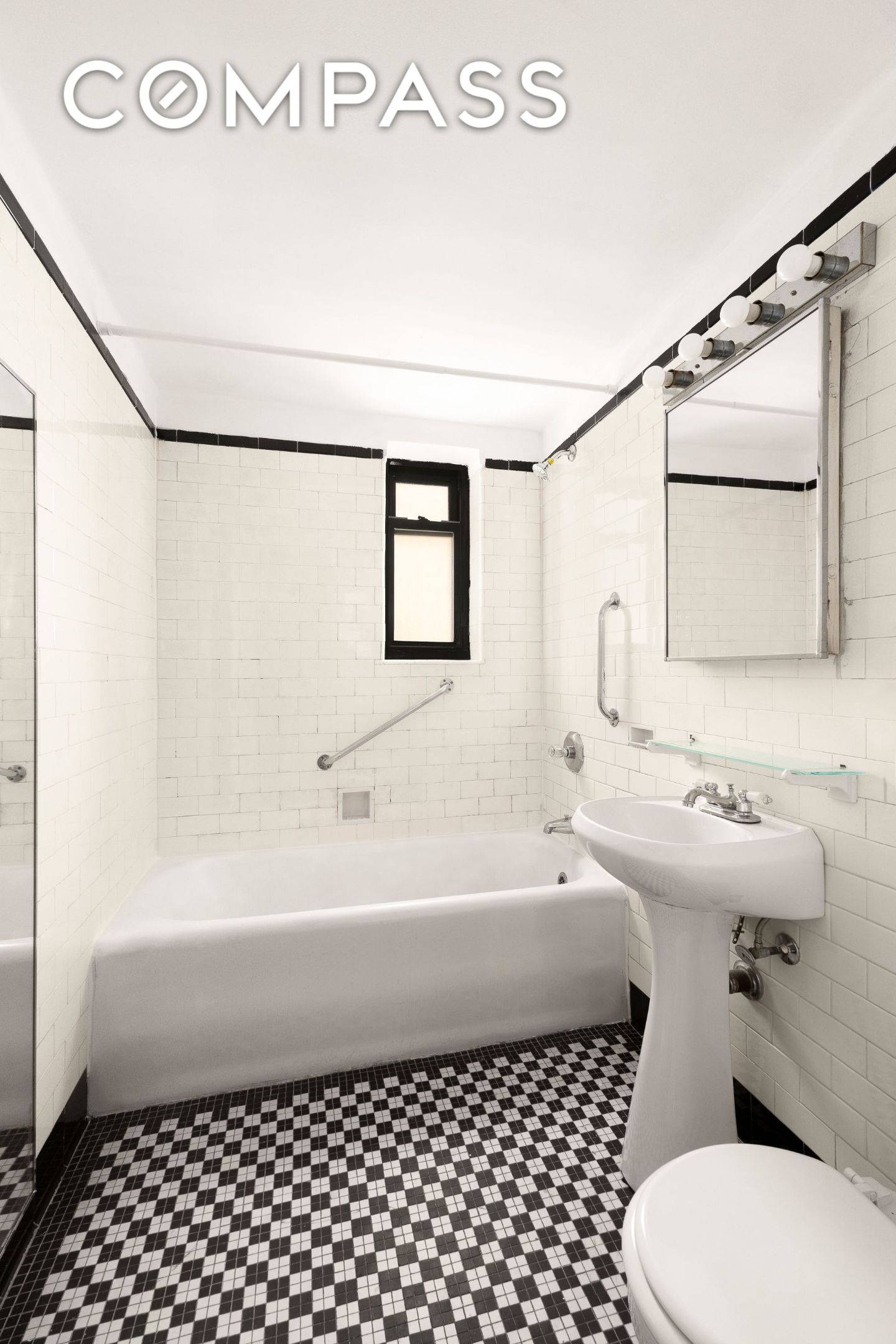 #9 photo, 465 W 23rd Street, 맨해튼 Chelsea , NY 10011