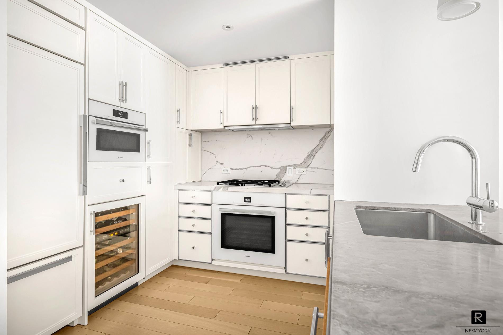 #4 photo, 212 Warren Street, 맨해튼 Battery Park City , NY 10282