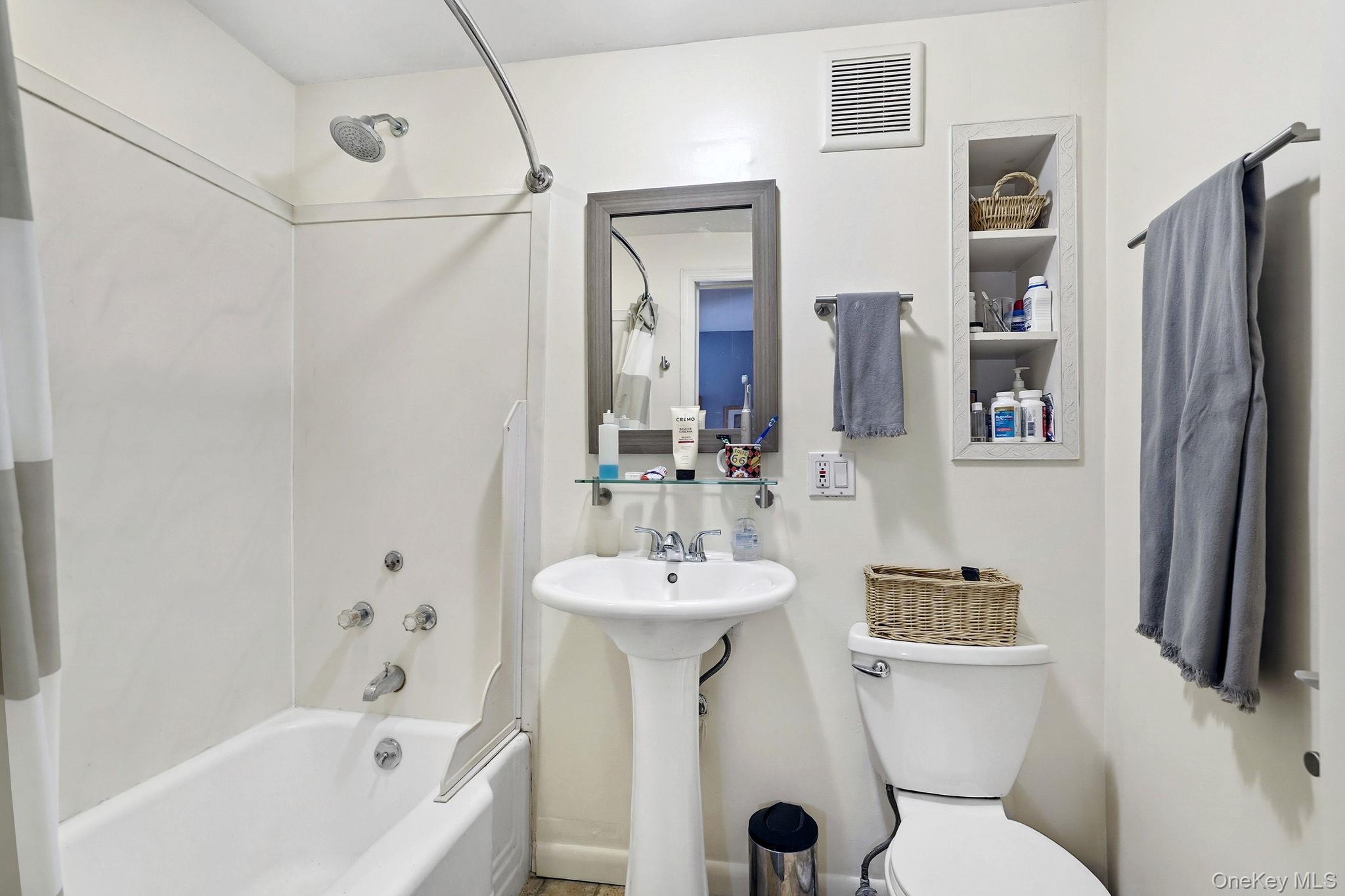 #10 photo, 9 Cottage Grove Avenue, Thornwood , NY 10594