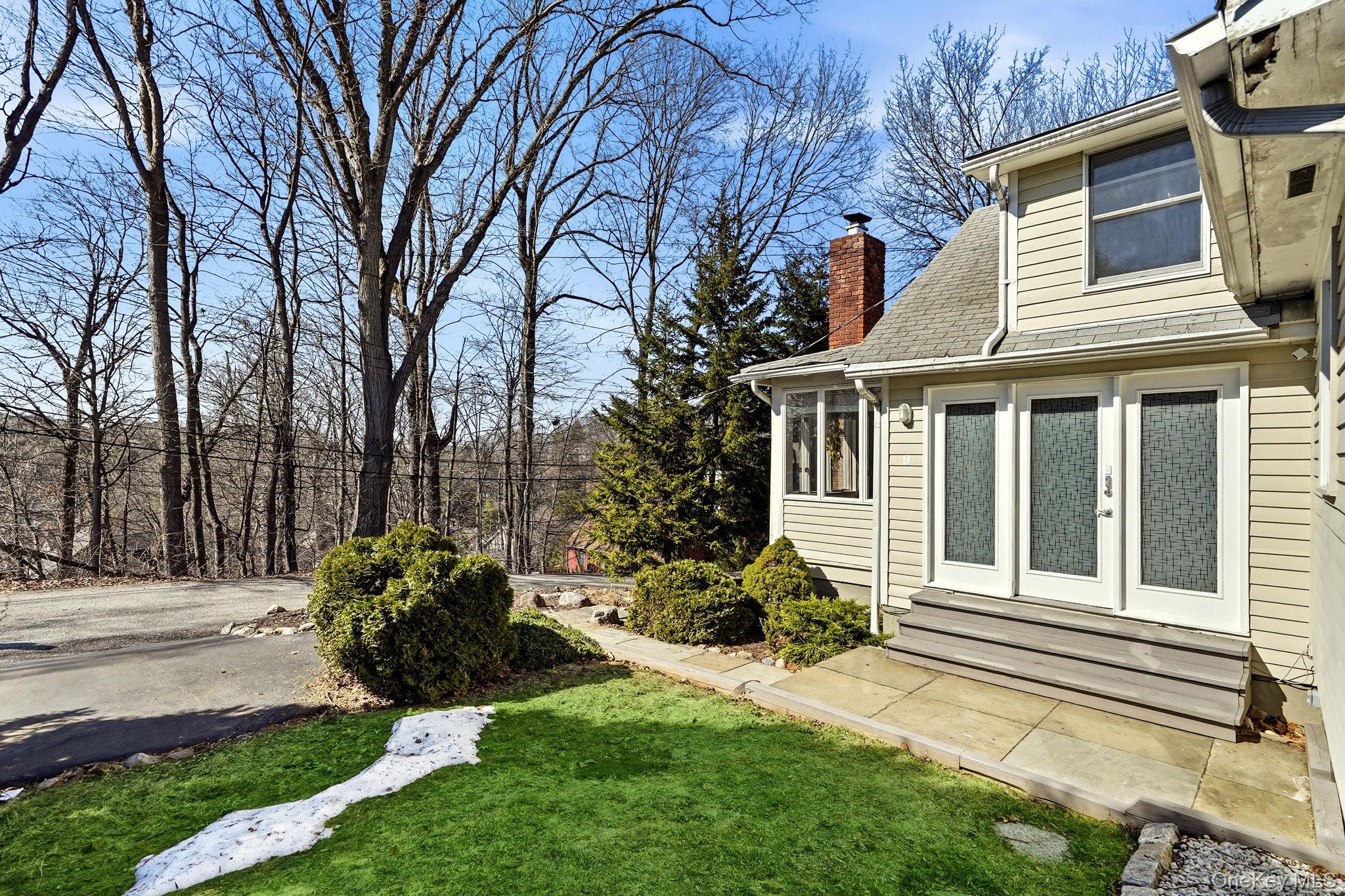 #17 photo, 9 Cottage Grove Avenue, Thornwood , NY 10594