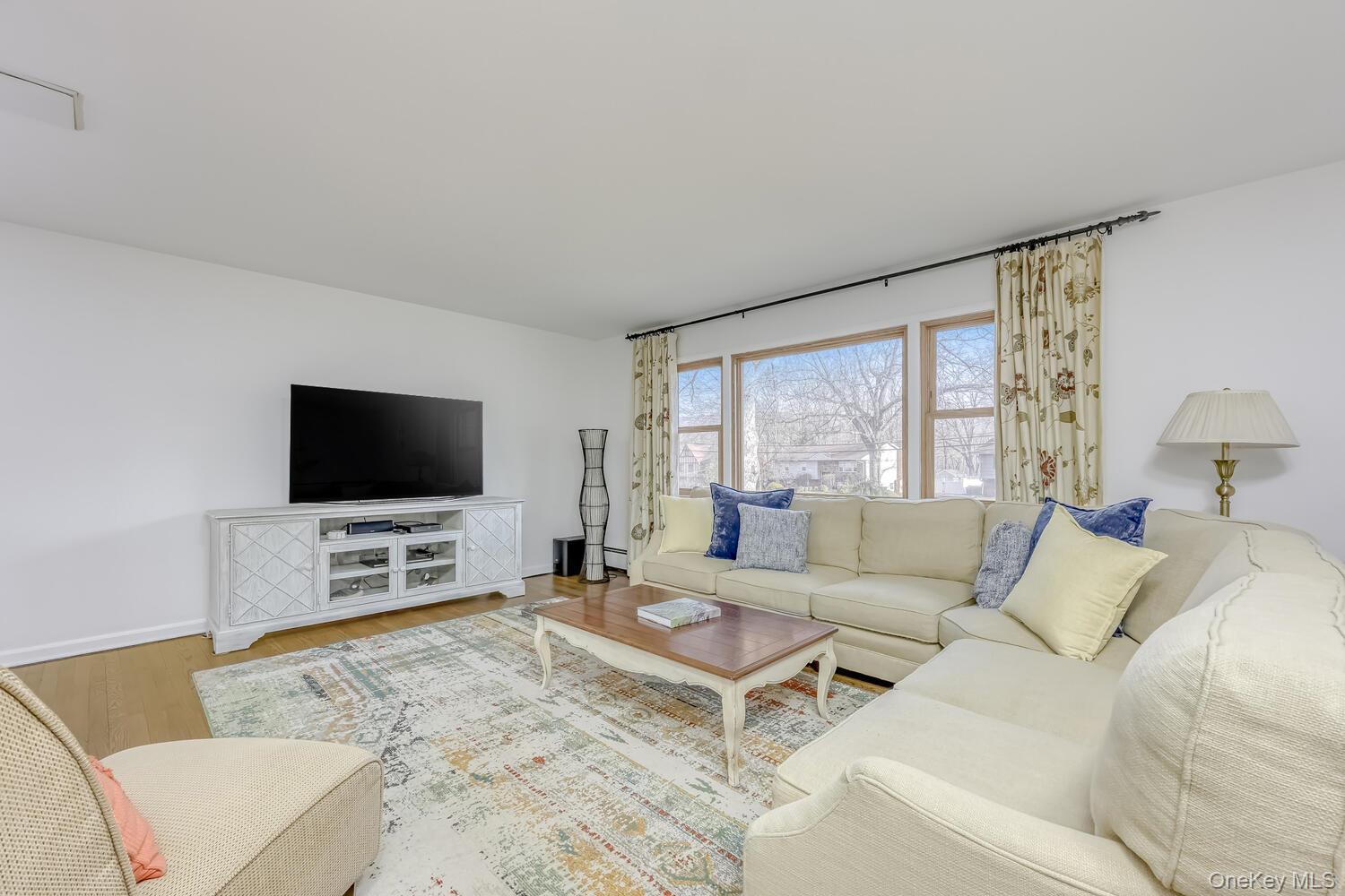 #10 photo, 7 E Mayer Drive, 뉴욕주 Suffern , NY 10901