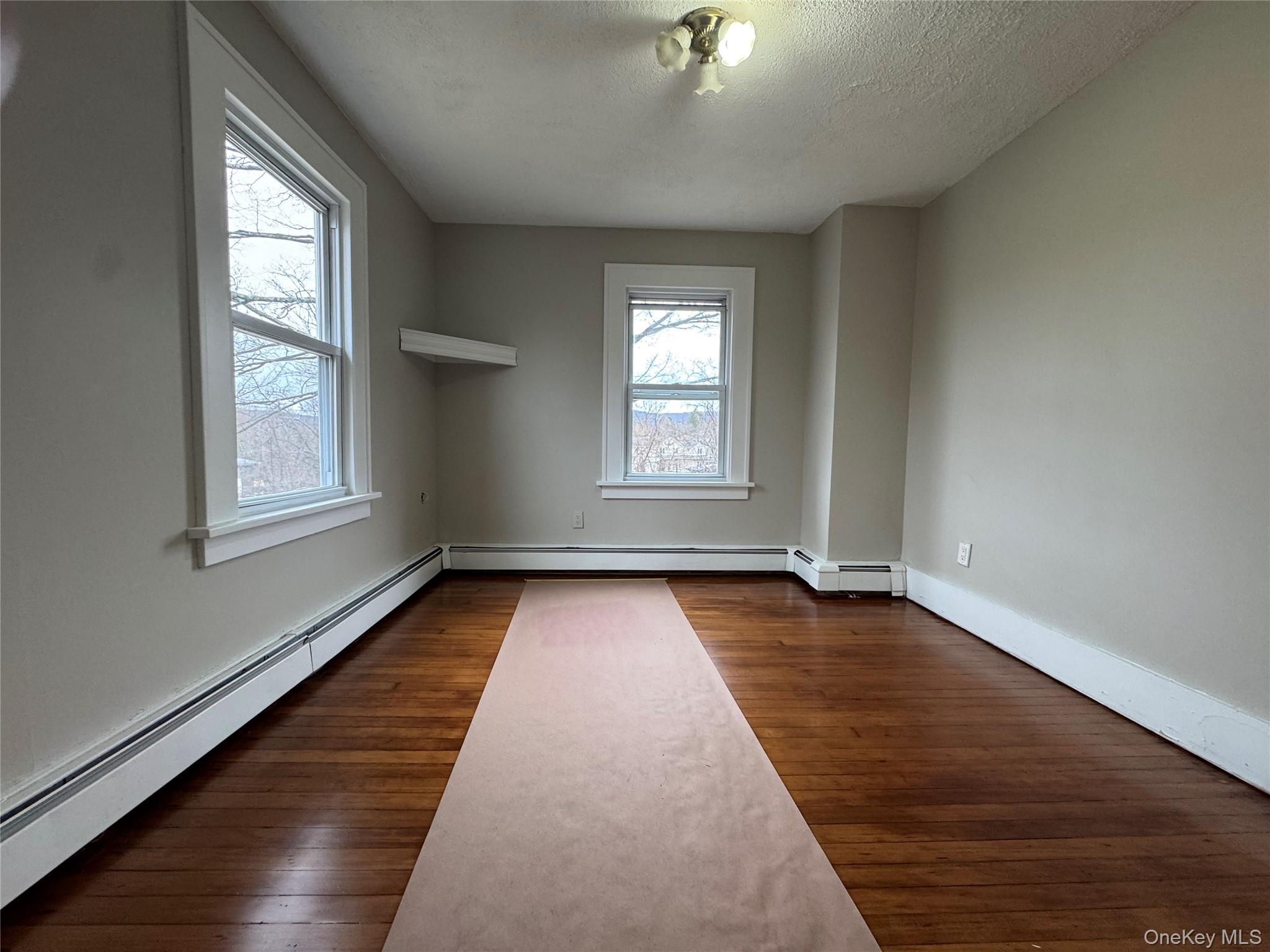 #17 photo, 157 State Route 17M, Harriman , NY 10926