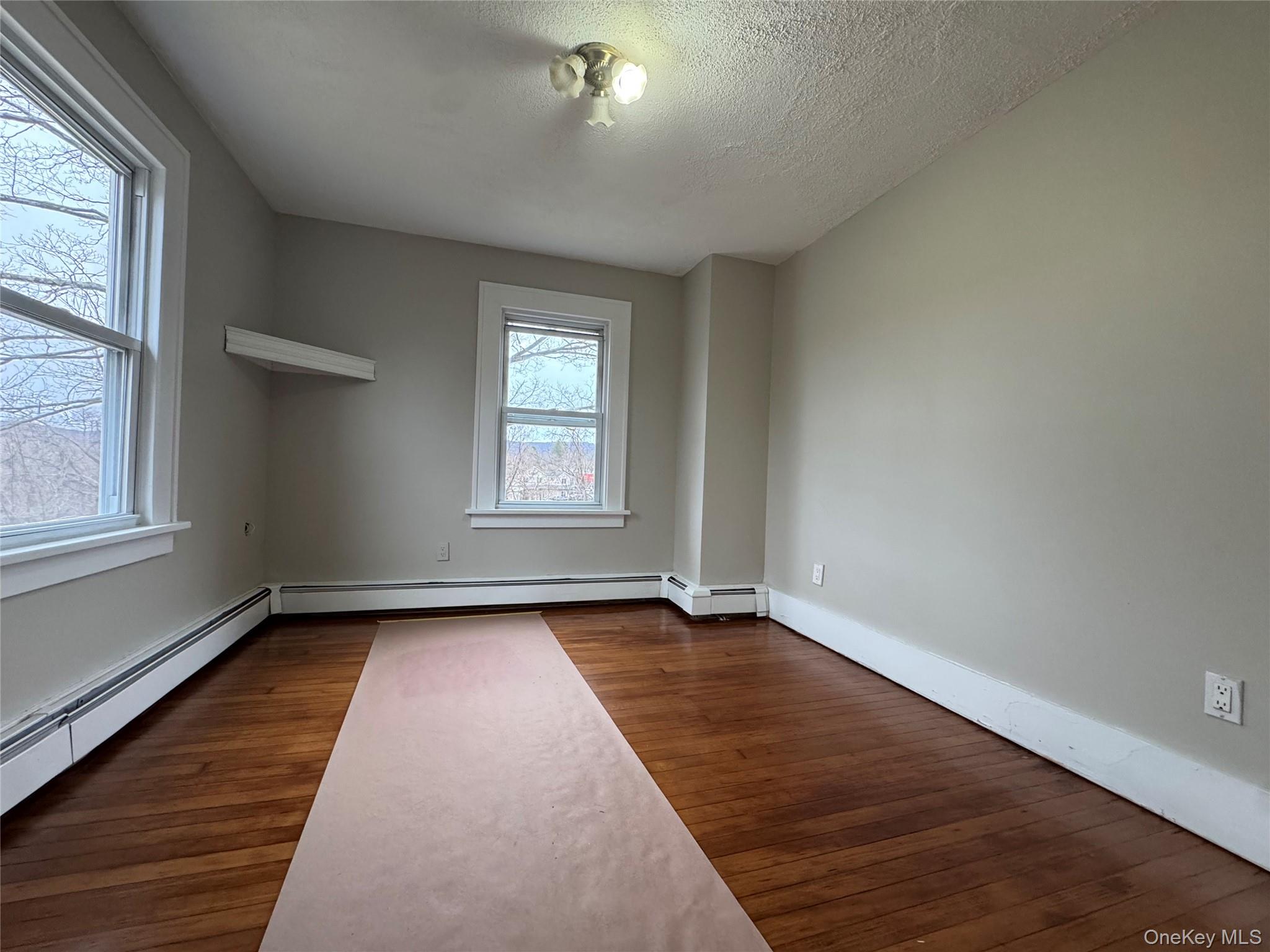 #18 photo, 157 State Route 17M, Harriman , NY 10926