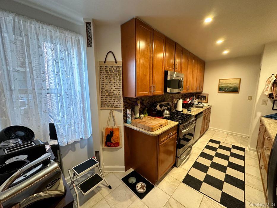 #7 photo, 3299 Cambridge Avenue, Бронкс ‖ Bronx , NY 10463