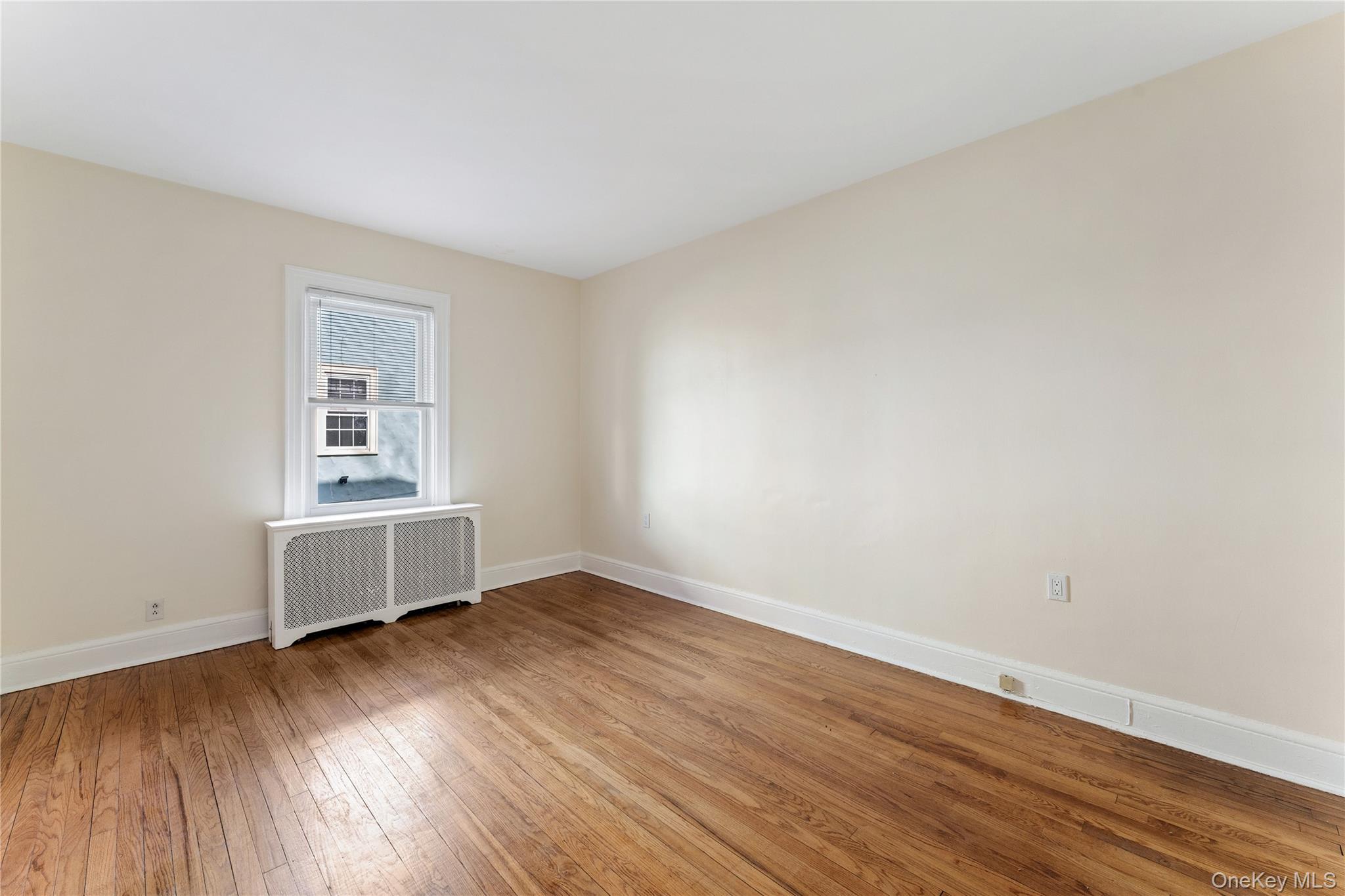 #12 photo, 310 Hayward Street, Yonkers , NY 10704