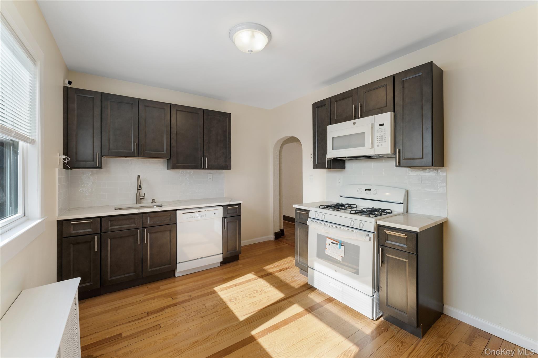 #7 photo, 310 Hayward Street, Yonkers , NY 10704