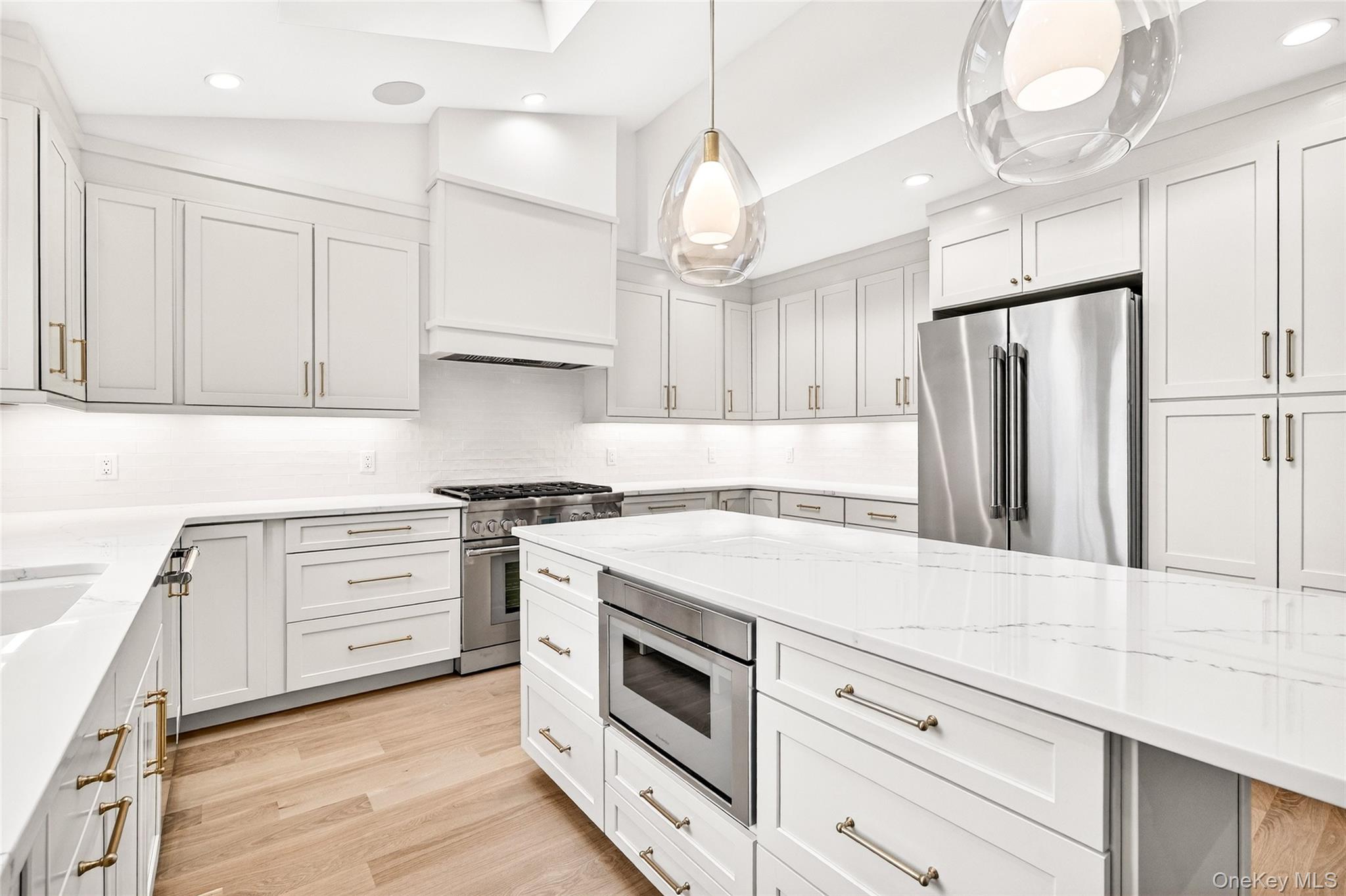 #12 photo, 306 Hunter Street, Mamaroneck , NY 10543