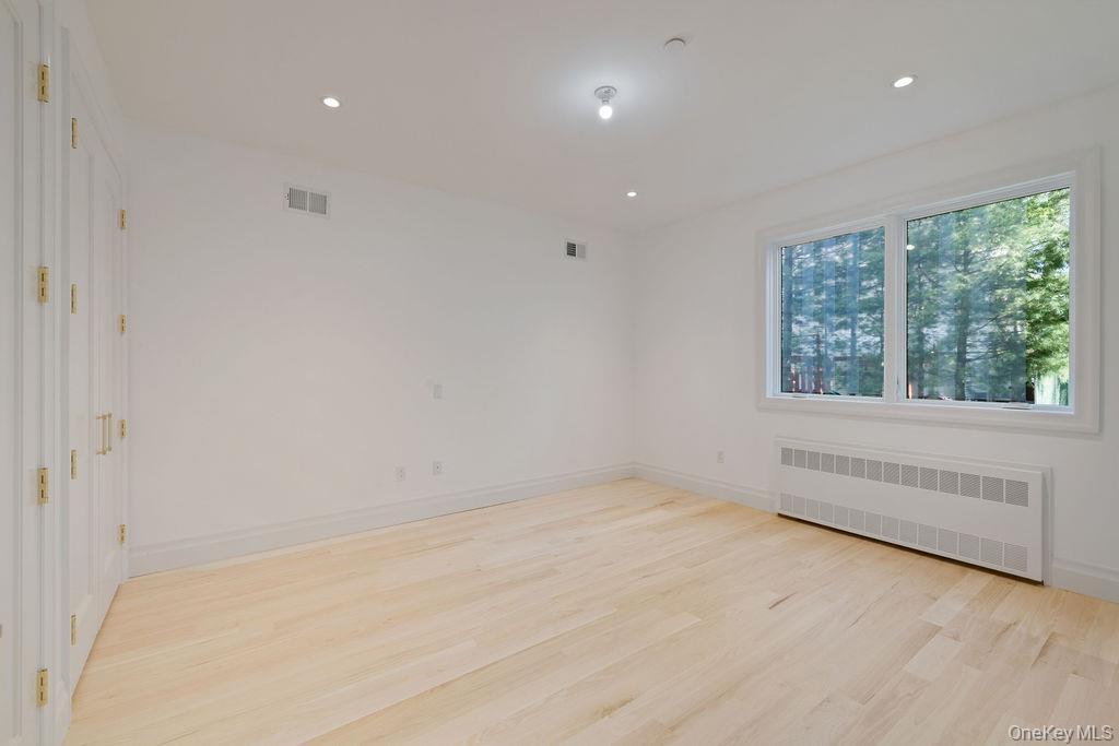 #16 photo, 27 Ellish Parkway, Spring Valley , NY 10977