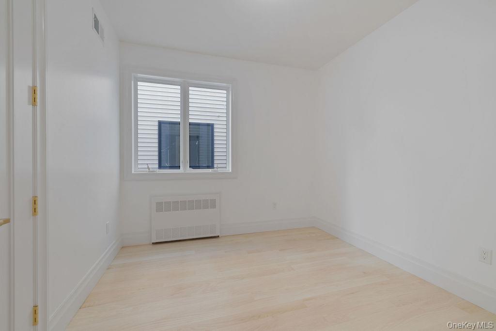 #20 photo, 27 Ellish Parkway, Spring Valley , NY 10977