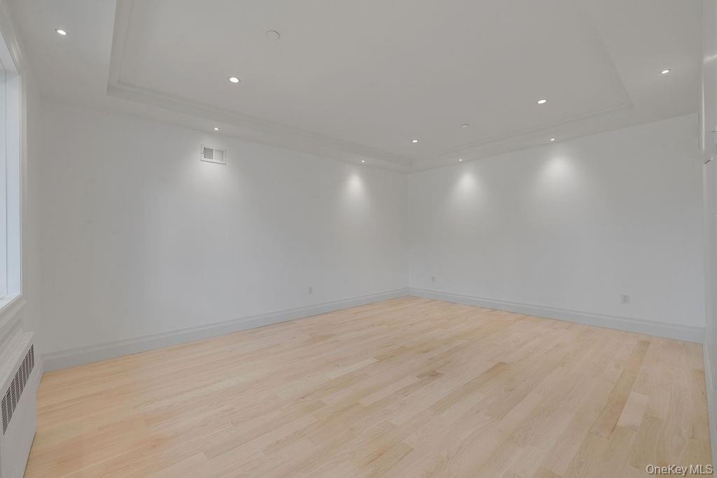 #5 photo, 27 Ellish Parkway, Spring Valley , NY 10977