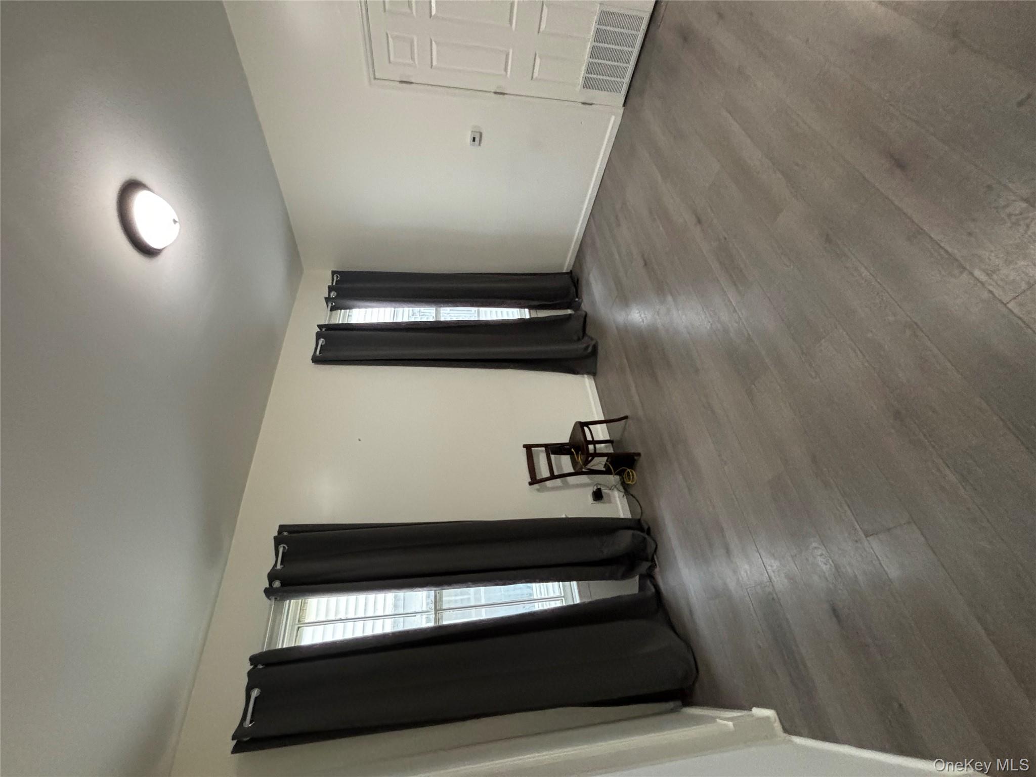 #7 photo, 135 Fifth Avenue, Troy , NY 12180