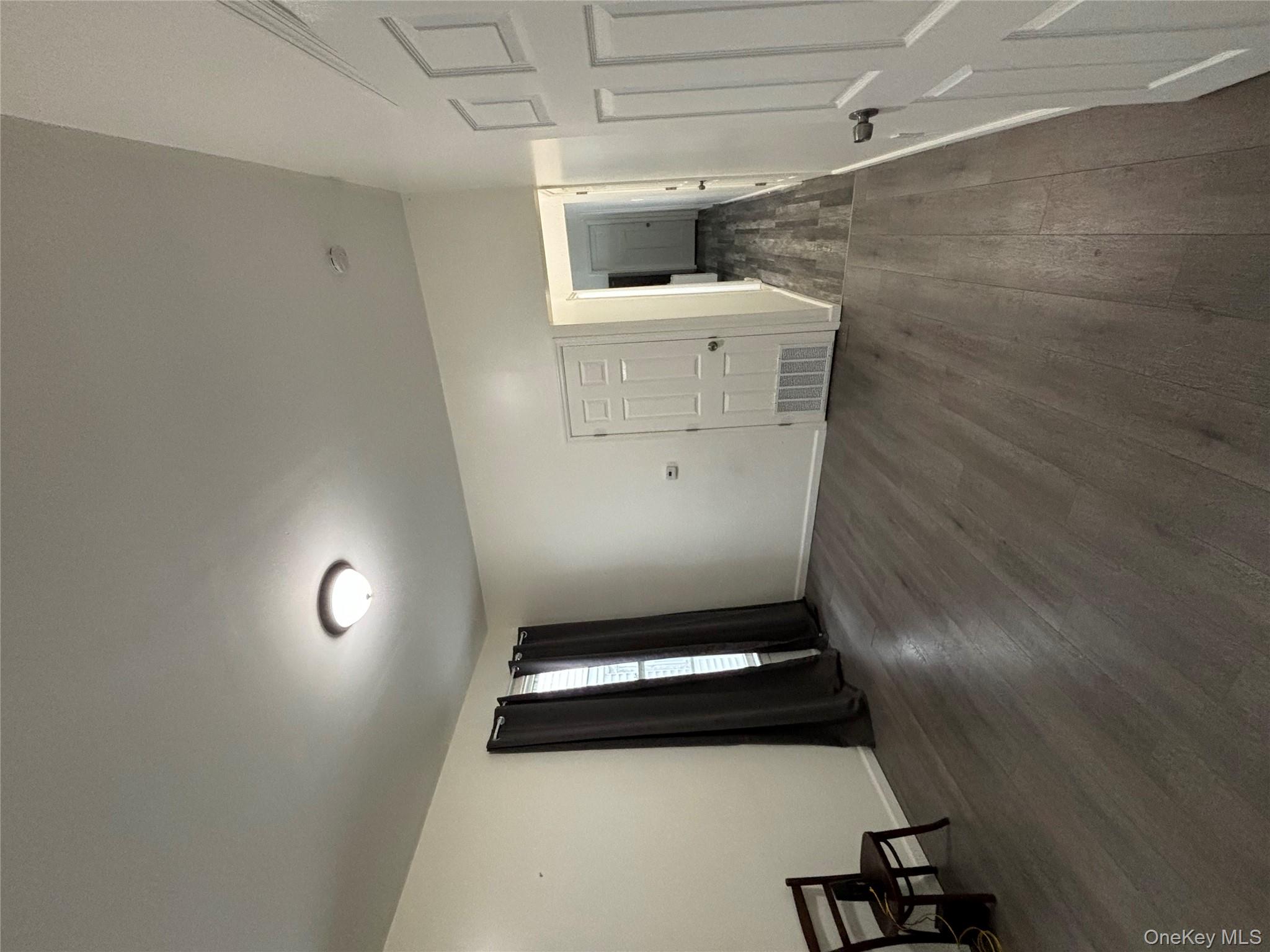 #8 photo, 135 Fifth Avenue, Troy , NY 12180